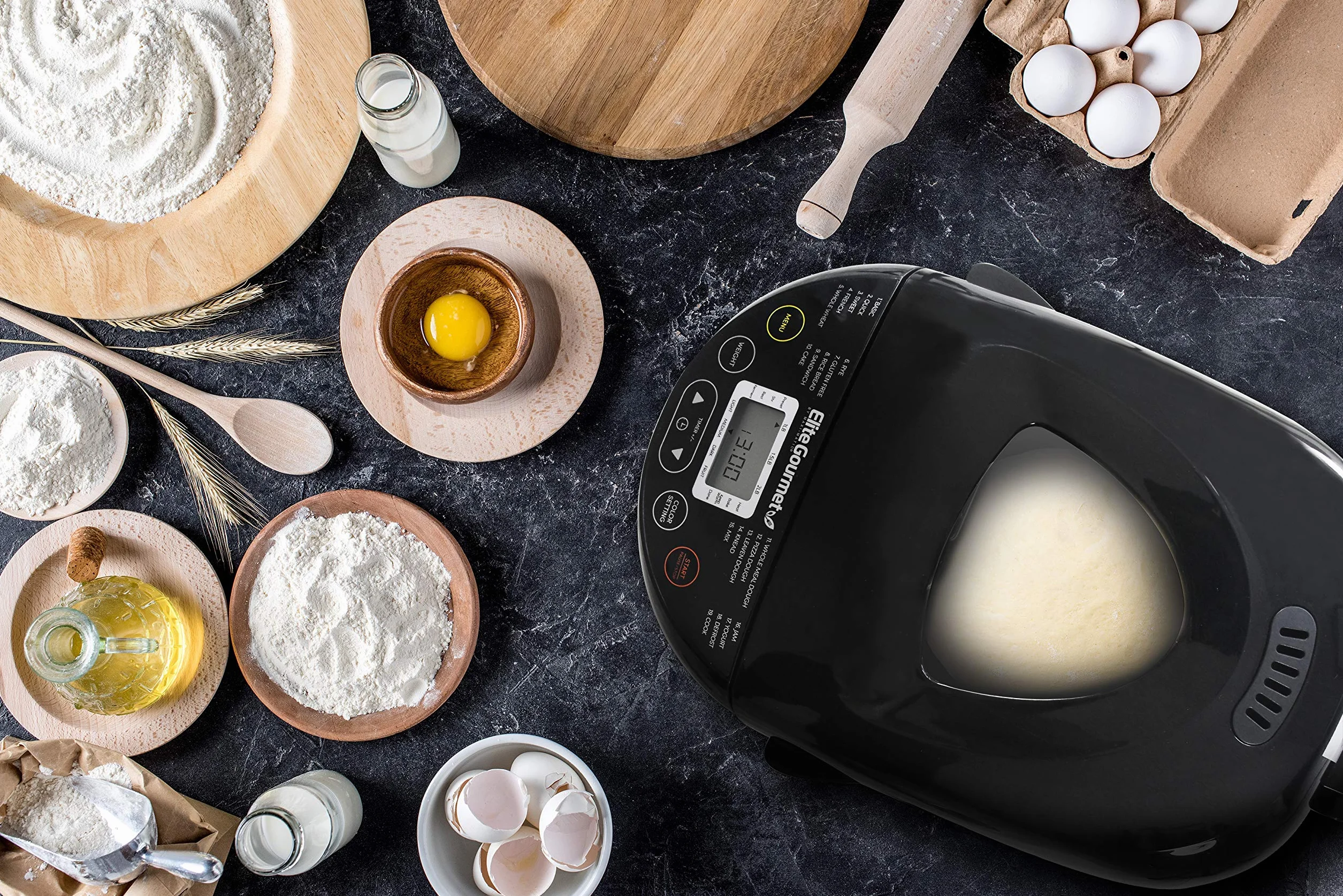 Elite Gourmet EBM8103B Brotbackmaschine, programmierbar, 3 Laibgrößen, 19 Menüfunktionen, glutenfrei, Weißweizen, Roggen, französische Backwaren und mehr, 0,9 kg, schwarz