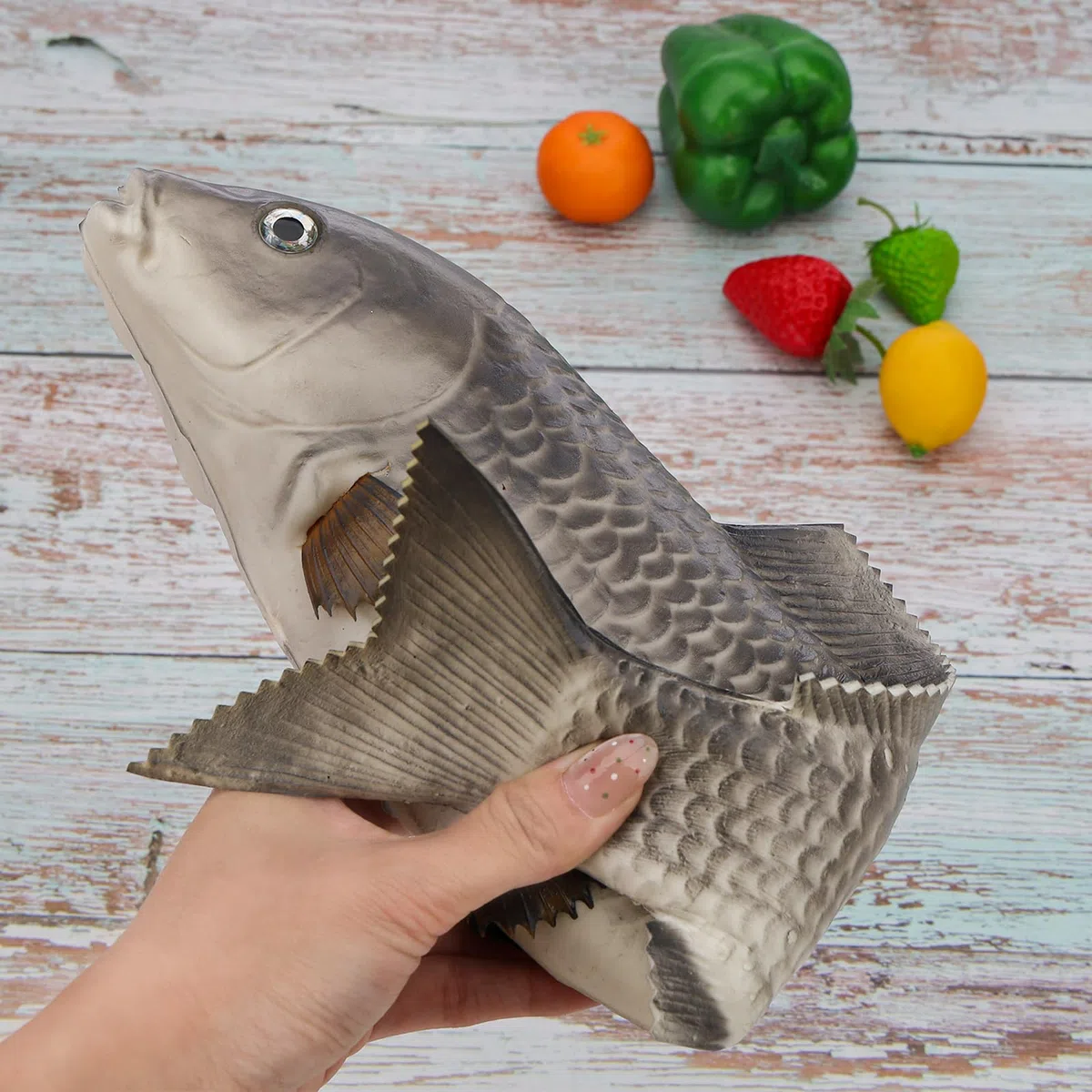 Gresorth 35 cm Fälschung Karpfen Dekoration Künstlich Fisch Lebensecht Tier Spielzeug Zuhause Küche Restaurant Christmas - Grau