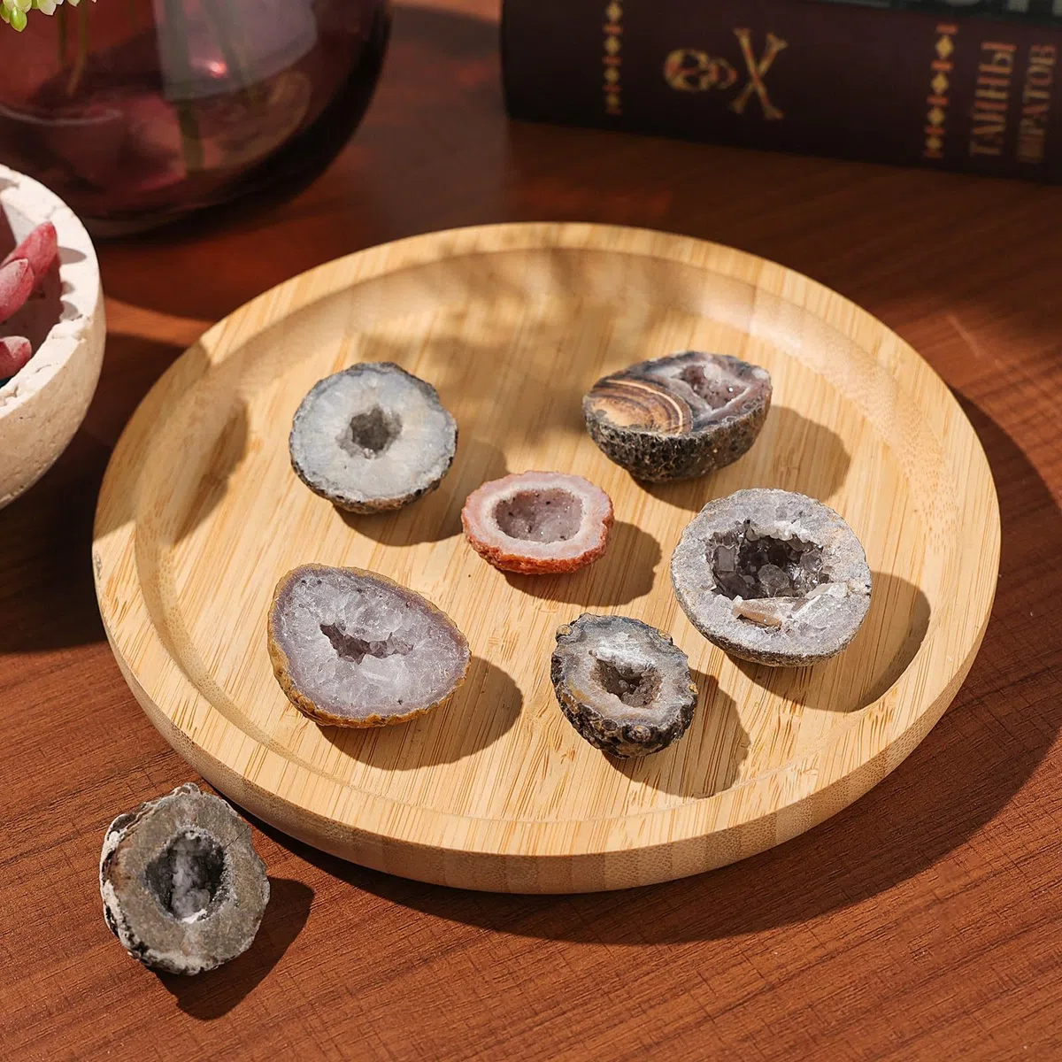 Nupuyai Achat Geode Stein Kristall Cluster Druse Rohstein Mineralstein Heilstein Feng Shui Naturstein Achat Dekoration für Haus Garten, klein