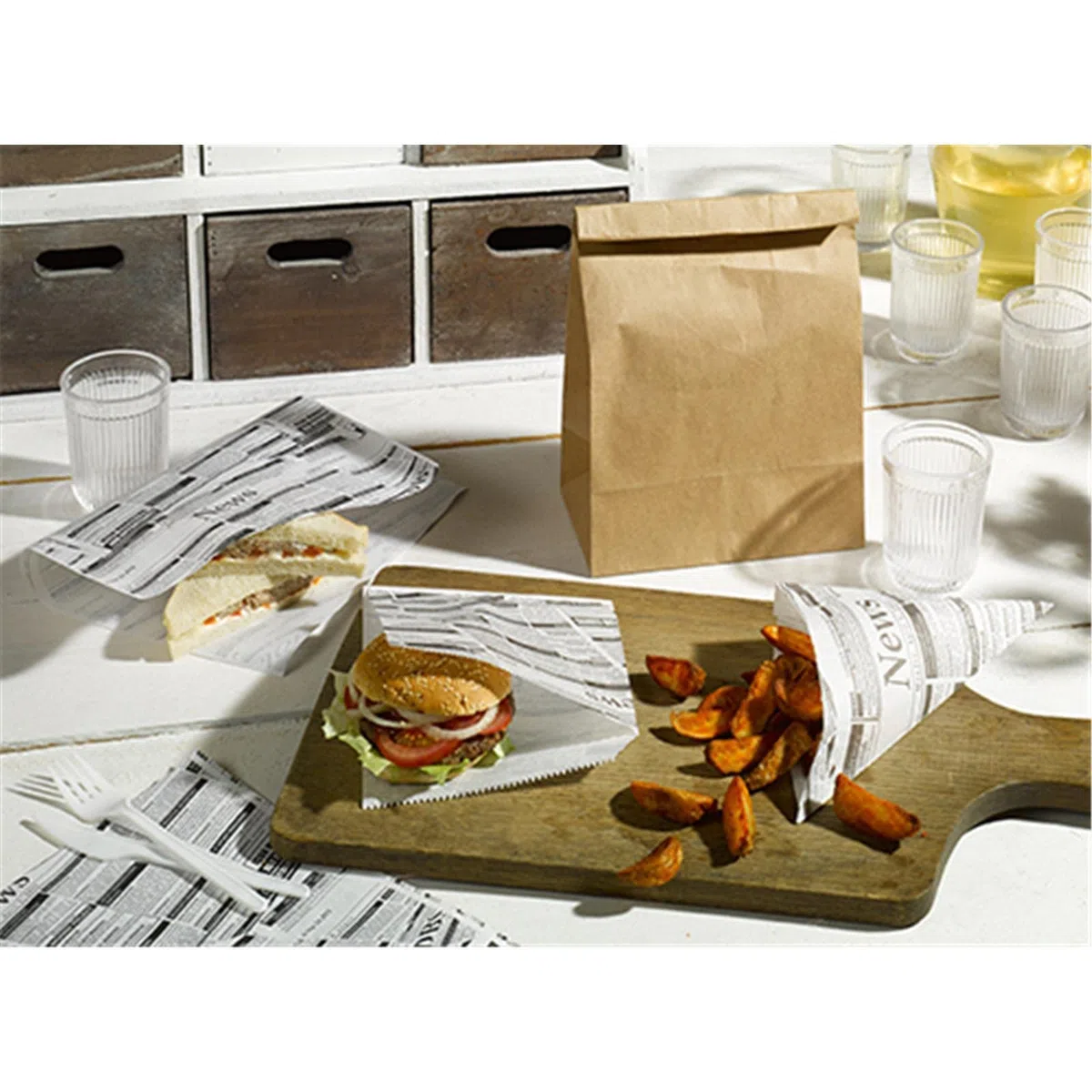 Einschlagpapiere, Pergament-Ersatz 35 cm x 25 cm "Newsprint" fettdicht (1 kg)