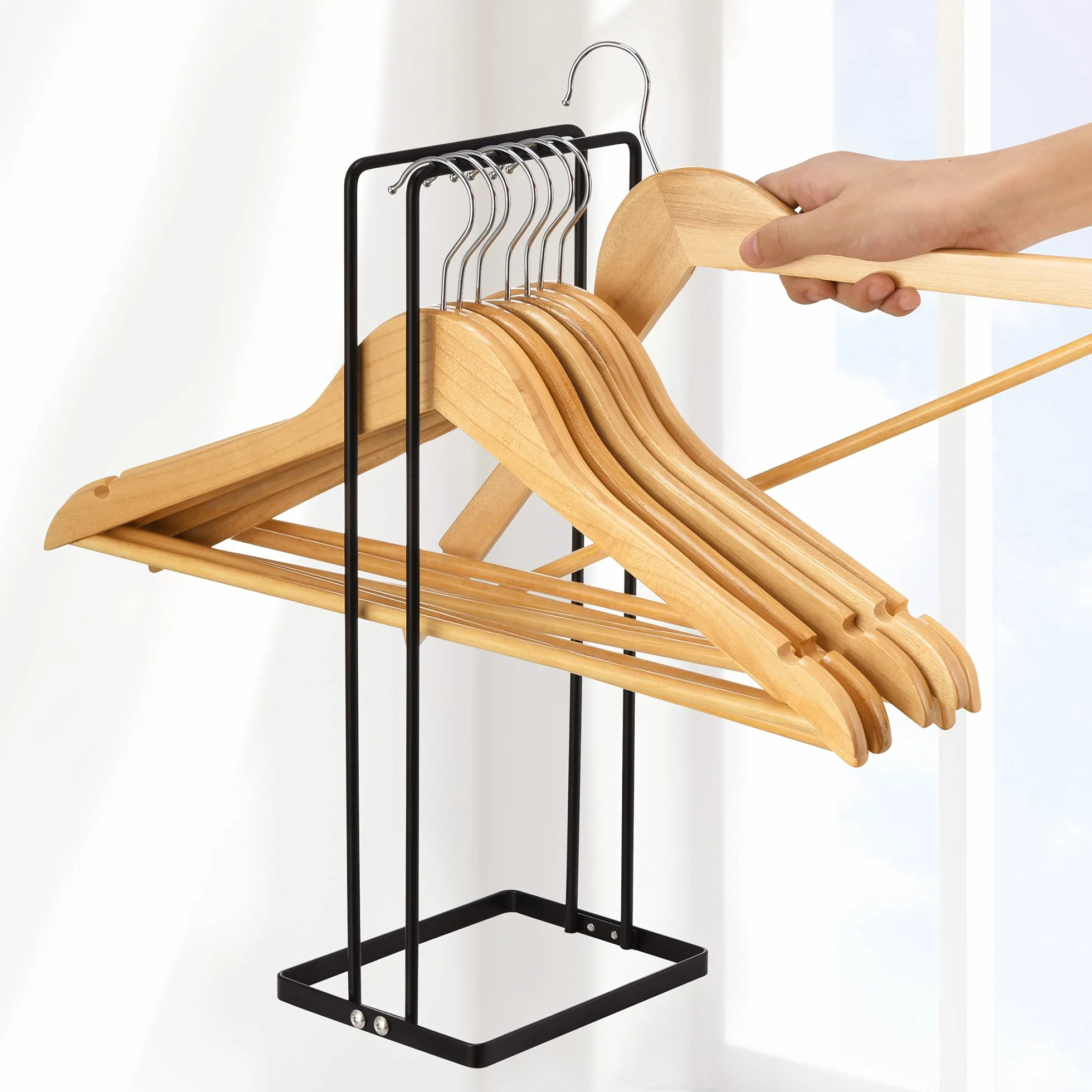 EASTTOWEST Kleiderbügel-Organizer, Metall Kohlenstoffstahl, Hält bis zu 110 Draht-Kleiderbügel, Ideal für Schrank, Kleiderschrank, Wäschezimmer, Schwarz, 15.7 x 6.7 x 5.1 cm, Bodenmontage