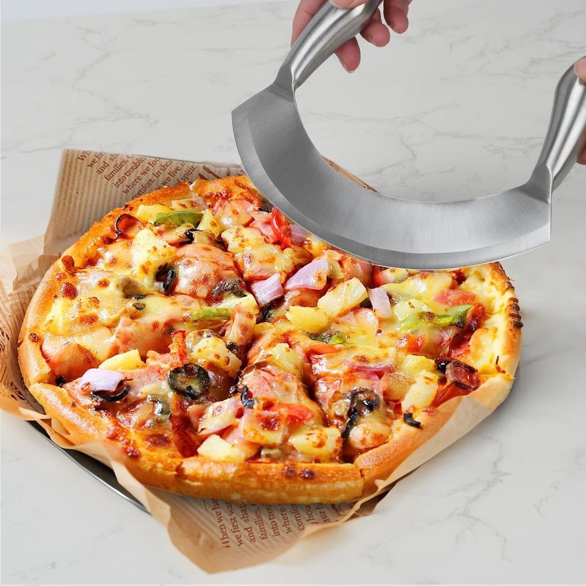 Edelstahl Wiegemesser Single Edge, 22cm Pizzaschneider Effizientes Hacken von Kräutern, Brot, Salat, Nüssen - Ergonomischer Griff, spülmaschinenfest, rostfrei, nahtlos