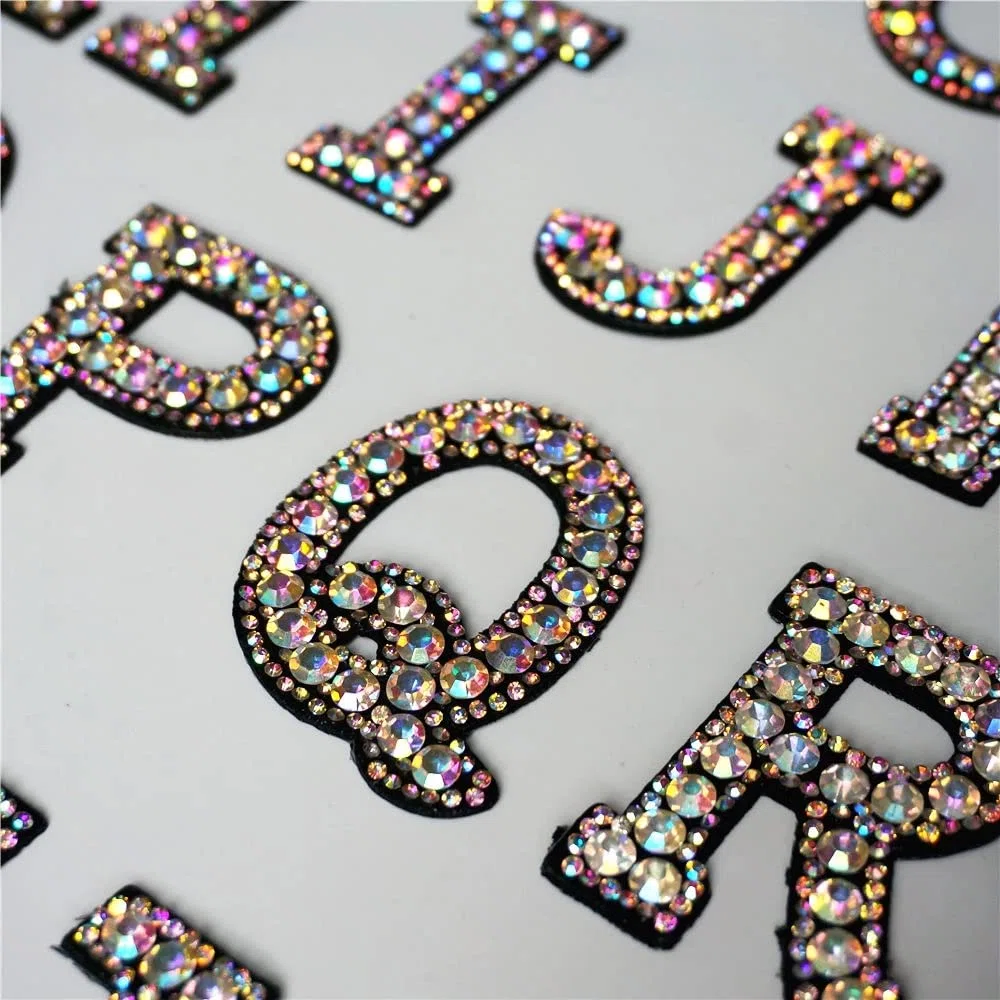 26PCS Pearl Glitzer Strass Alphabet Aufkleber Iron On Patches Applique A-Z Bling Strass Buchstaben Aufnäher Patches Applikation White Pearl Englischer Buchstabe Alphabet Applikation