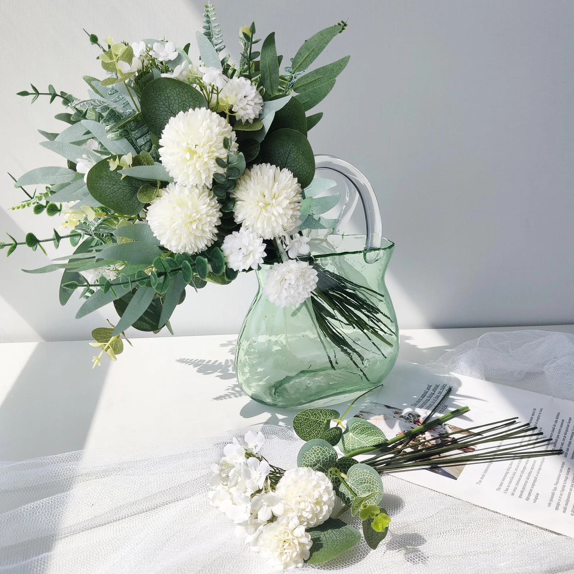 ROLLWAY 55 Stück Künstliche Zweige & Kunstblumen, Weiß Blumen Blätter Künstlich Dekozweige, Kunst Blumen Kunstblumenstrauss Eukalyptus Hortensien für DIY Blumenstrauß Brautstrauß Hochzeit (55, Weiß)