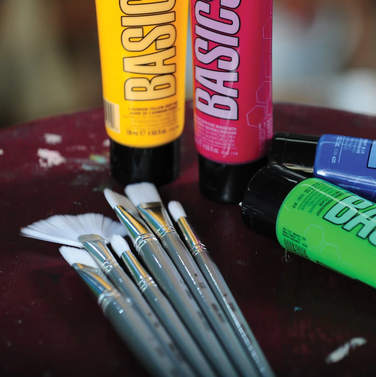 Liquitex 692003 Basics Pinsel, Synthetikpinsel für Acrylfarben, langlebig, robust und formstabil - 4 Pinsel im Set