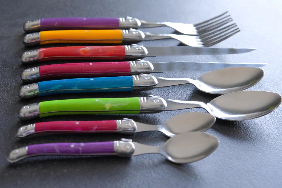 Laguiole Production 438580 Ménagère 24 Pièces Acier Inox ,farblich sortiert