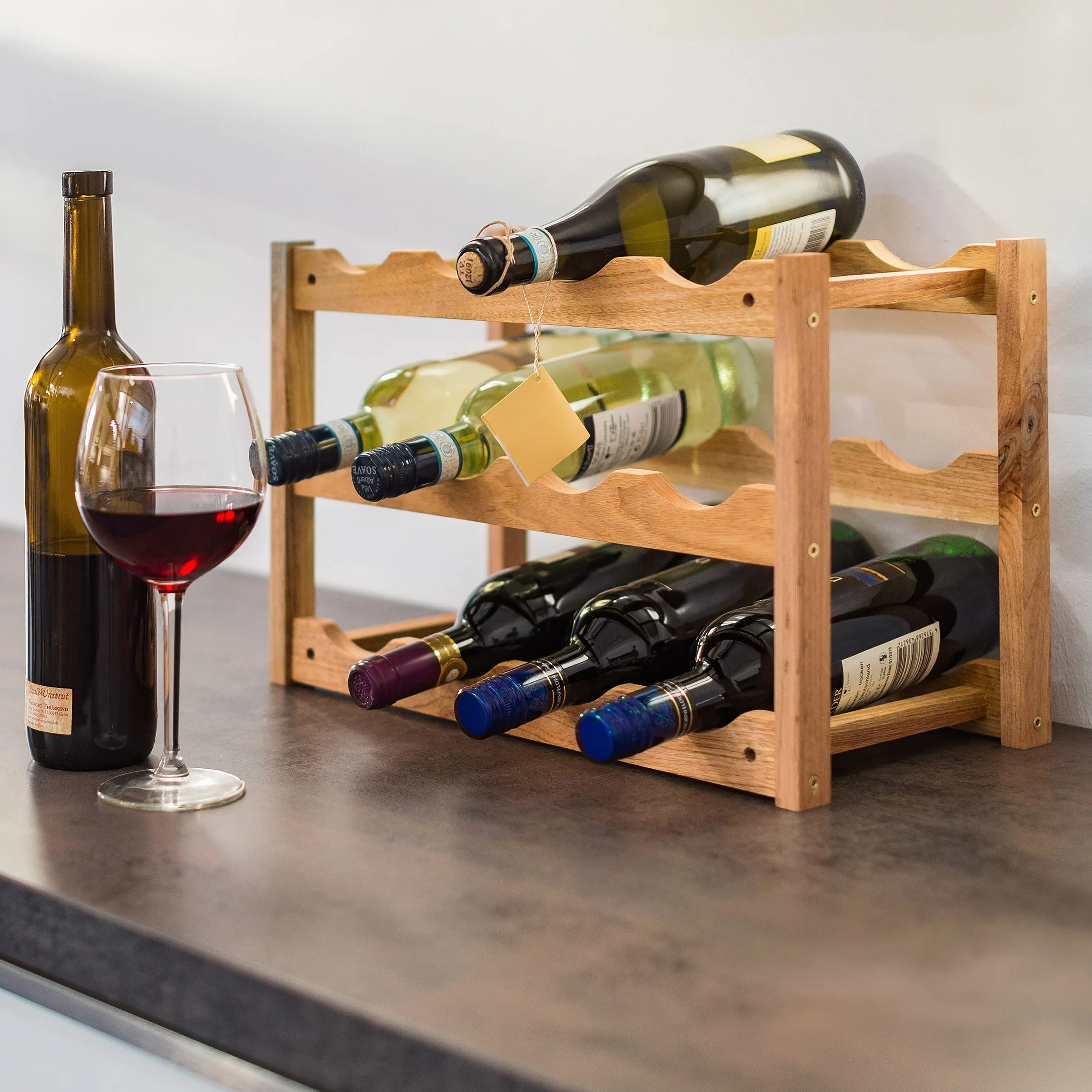 Relaxdays klein, Flaschenregal 12 Flaschen Wein, H x B x T: 28 x 21 x 42 cm, natürlich, Holz, Weinregal Walnuss mit 3 Ebenen