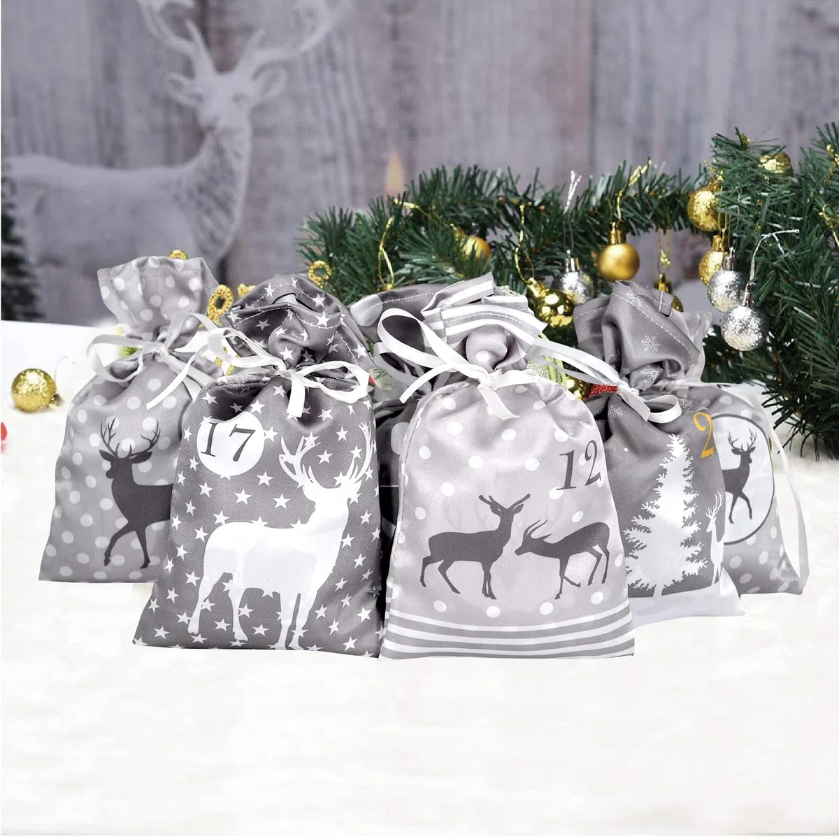 Adventskalender zum Befüllen Groß (12x21cm), 24 Stoffbeutel Kette zum selber Basteln und Aufhängen 2025 Weihnachtskalender zum selberfüllen mit Grau Stoff Säckchen für Kinder junge männer Mädchen