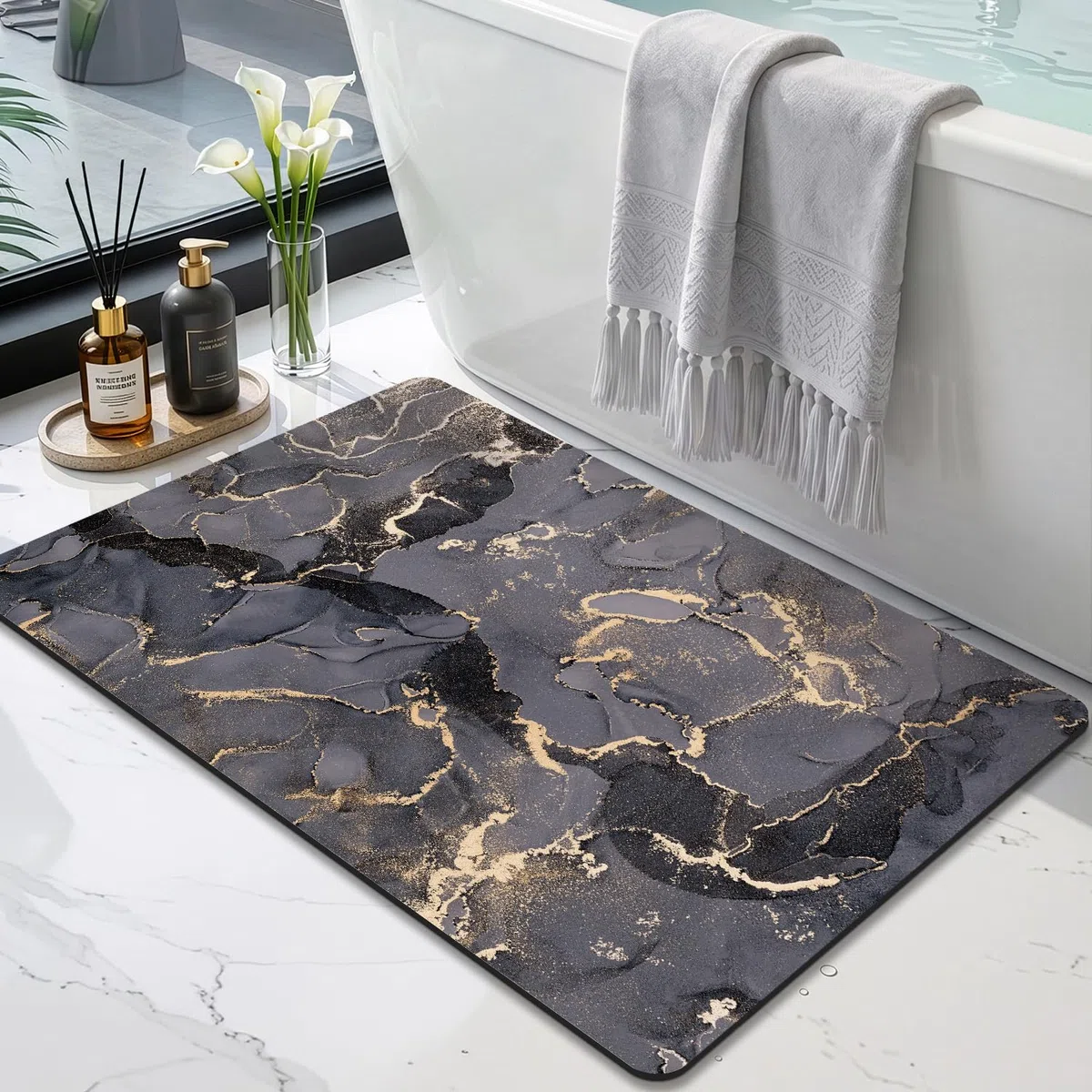 DEXI Badematte rutschfest 40 x 60 cm, Super Absorbierende Badezimmerteppich, schnelltrocknende Badvorleger, Waschbar Duschvorleger für Dusche, Badewannen und Badezimmer, Dunkelgrau