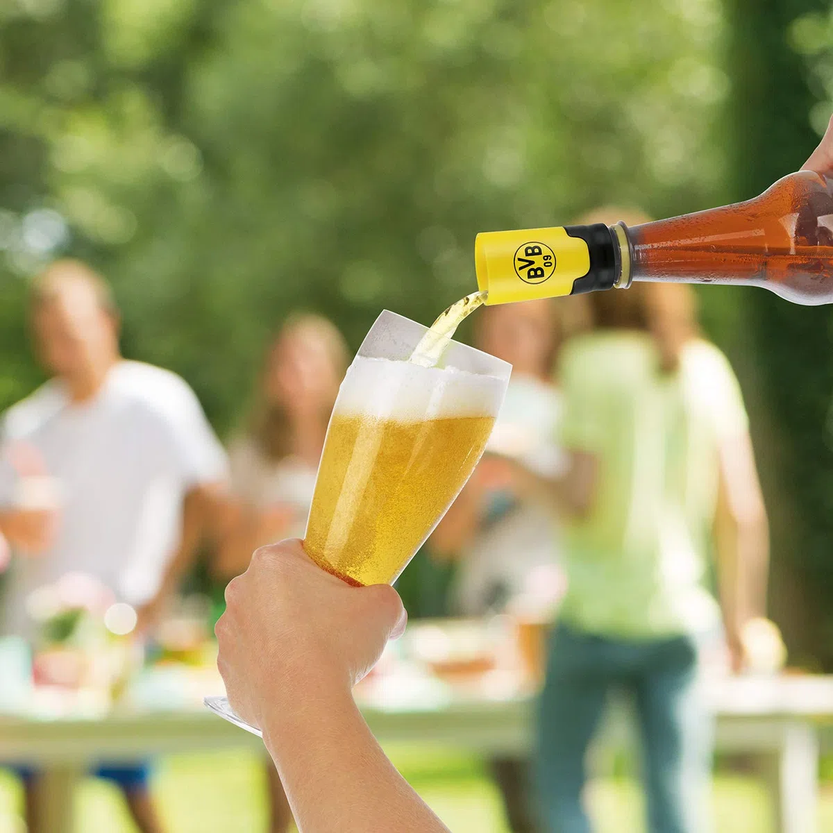 Taste Hero Flaschenaufsatz für Bier 3 Stück Fan-Edition BVB Borussia Dortmund | Macht jede Bierflasche zum Zapfhahn | Für Glas- und PET-Flaschen, spülmaschinengeeignet