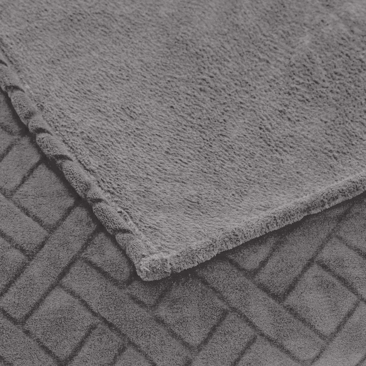 Amazon Basics Fleece-Überwurf Kuscheldecke, geprägt – Grau, 150 x 200 cm