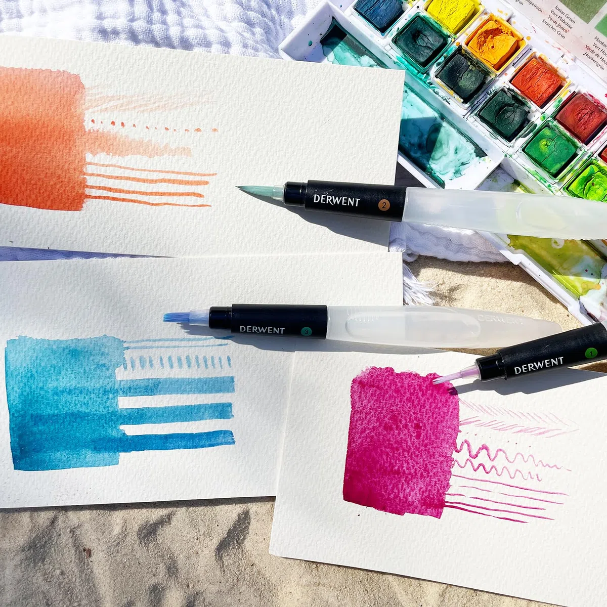 Derwent Wassertankpinsel für Aquarellmalerei, 3er-Pack, Enthält Meißelspitze, Feine Spitze & Mittlere Spitze, Professionelle Qualität, 2301975