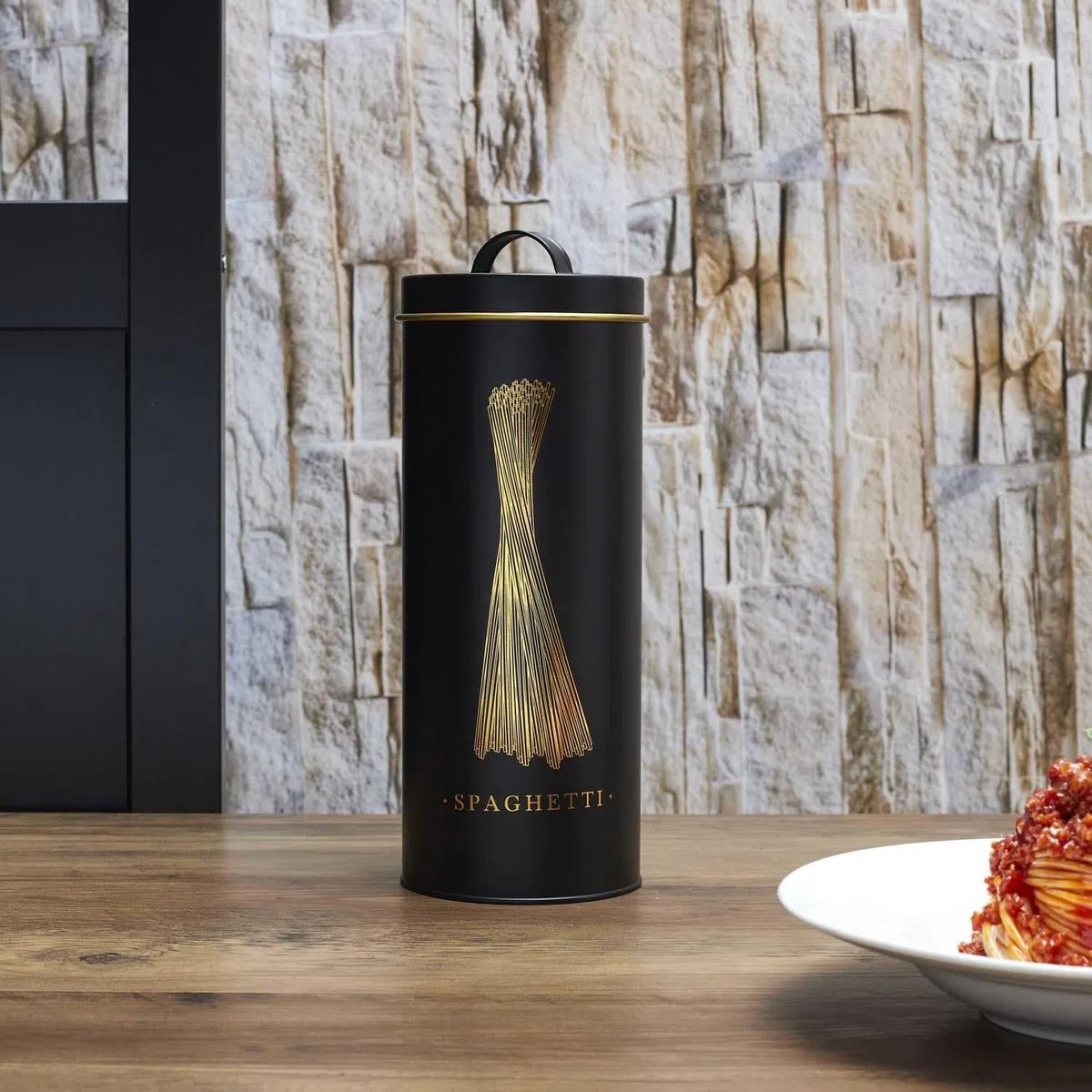 COOK CONCEPT, BT6814, Elegant Metal Box for Spaghetti, modern Design, optimal Protection Against Humidity, Easy to clean, Generous Capacity, airtight, Black and Gold, 1.5L