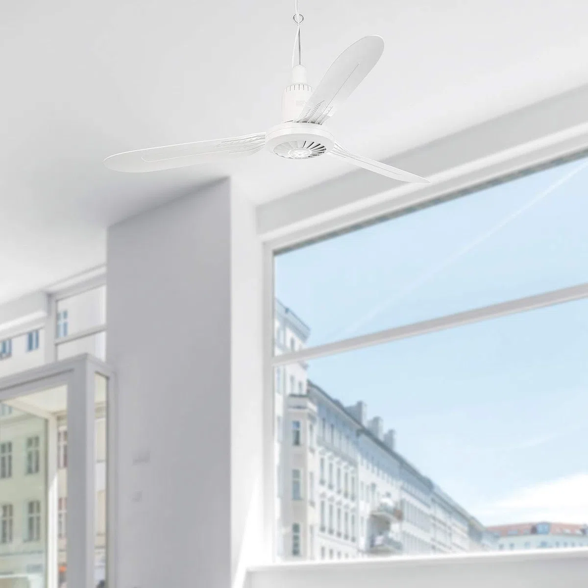 Sichler Haushaltsgeräte Deckenventilator: Mobiler XXL-Decken-Ventilator, 3 Flügel, Timer, Haken, 105 cm, 25 W (Deckenventilator 3 Flügel, mit Stecker, groß)