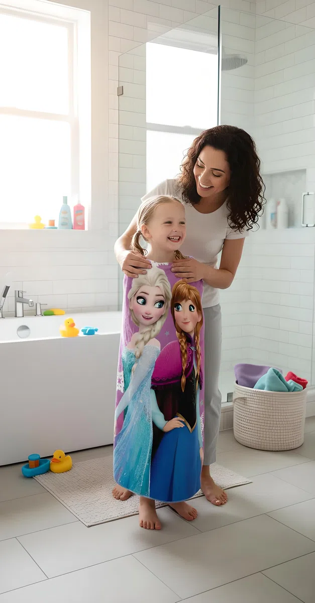 Disney Frozen Strand- und Badetuch 70 x 140 cm, 100% Baumwolle | Weiches und saugfähiges Bade- und Schwimmtuch für Kinder | Offizielles Frozen Anna & ELSA Handtuch | Ideal für Strand, Bad und Pool