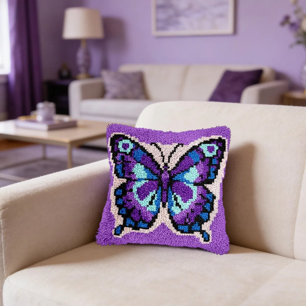 Komergave Knüpfen Set 43x43cm, Knüpfkissen mit Schmetterling Motiv, Knüpfteppich zum Selber Knüpfen für Erwachsene und Kinder, DIY Gehäkelter Kissenbezug für Wohndekoration
