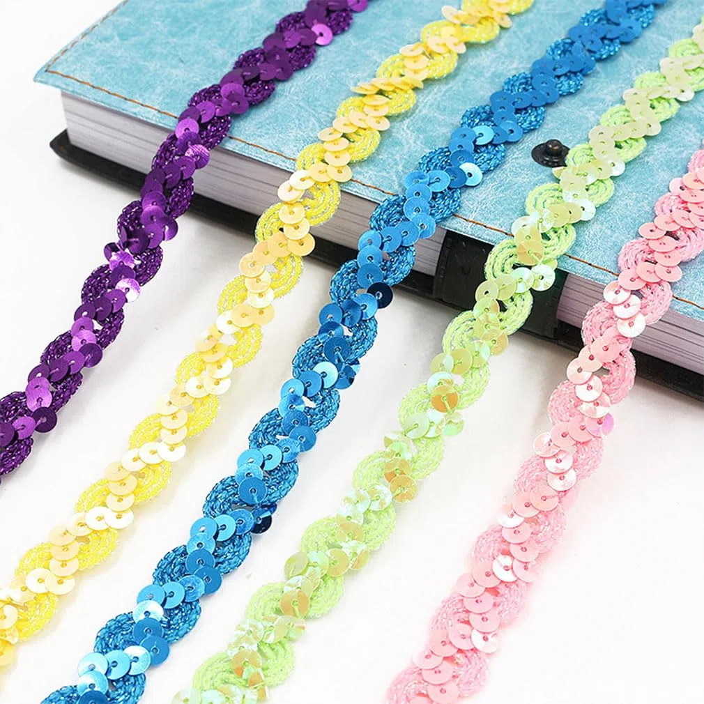 25M Paillettenband Glitzer Pailletten Bänder Zierband Paillettenbesatz Applikation Dekoband Paillette Trim Glänzendes Borte Bling Ribbon Nähen Handwerk Zubehör für Kleid Stirnband Golden