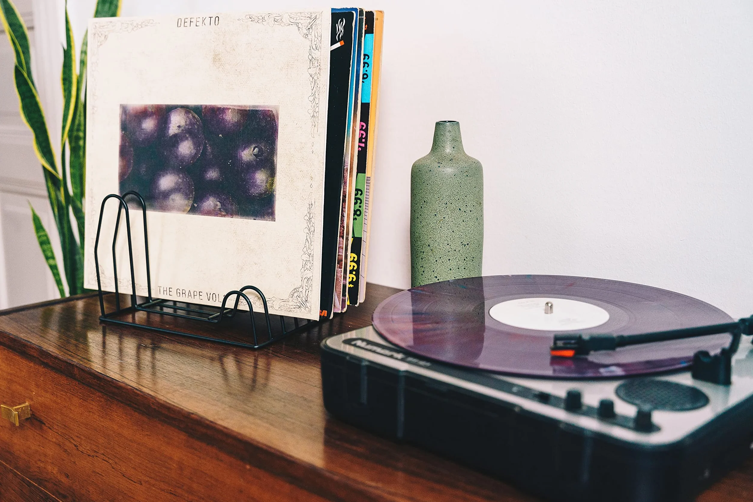 draadwerk Schallplatten Aufbewahrung | Schallplattenständer | Vinyl Halter für 35 Platten | LP Ständer | Prospekthalter | Bücher Aufbewahrung | Zeitungsständer | Schallplatten Deko | Schwarz