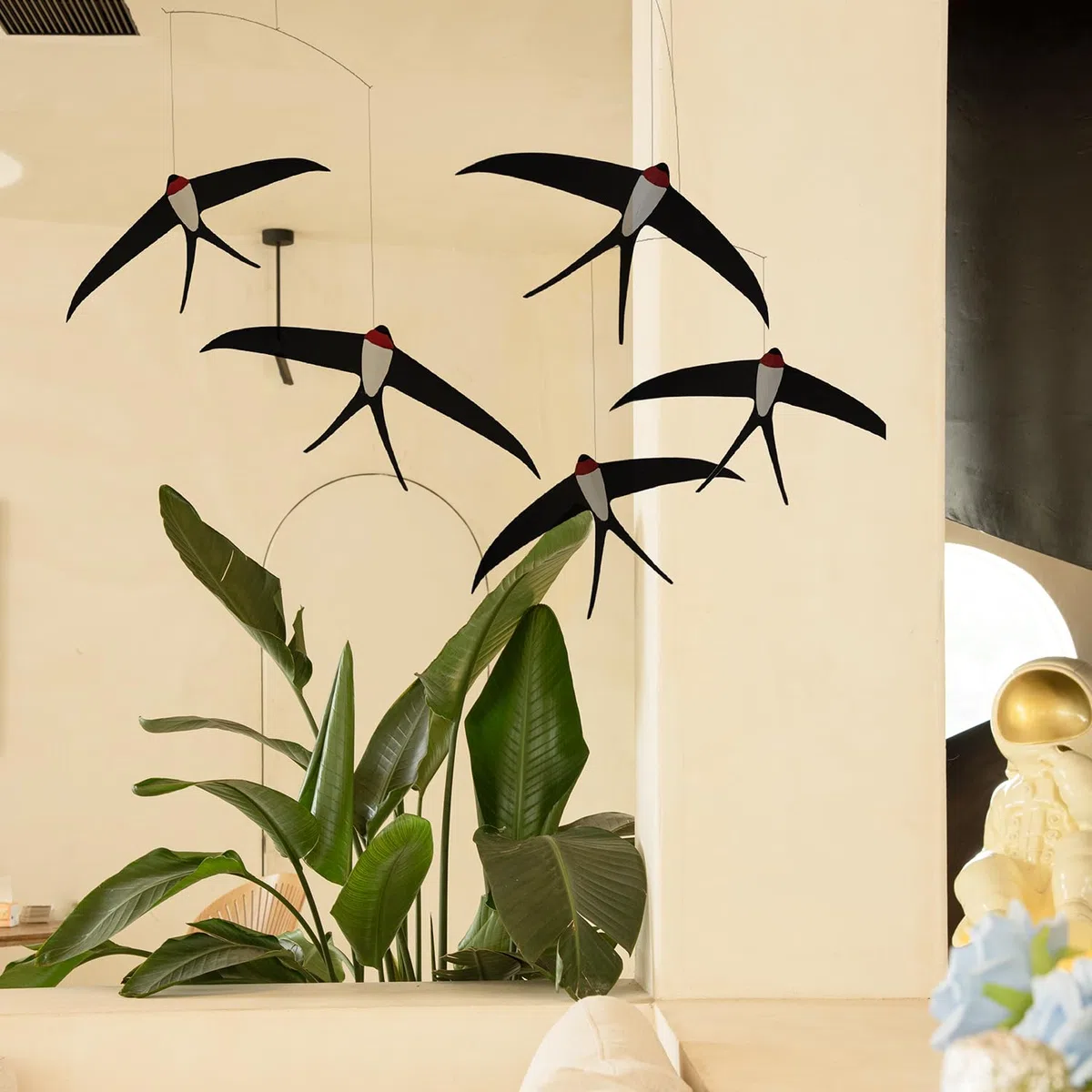 Fliegende Schwalben Hängende Mobile 5er Set, DIY Handgemachte Schwalbe Vogel Mobile Hängende Dekor für Wohnzimmer und Schlafzimmer