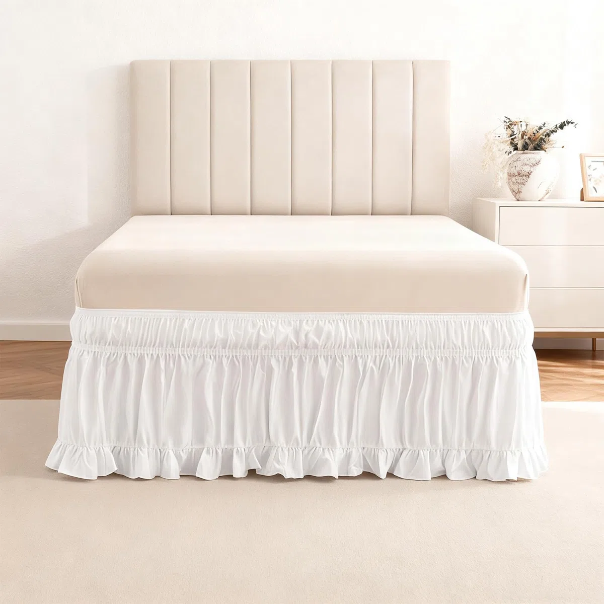 ACESOME Bed Skirt 137 x 190cm, Bettrock zum Umwickeln Bettvolant,Ruffled Solid Bed Rock, Elastische Bettschürze mit 38cm Drop aus Polyesterfaser (Weiß, 137 x 190cm)