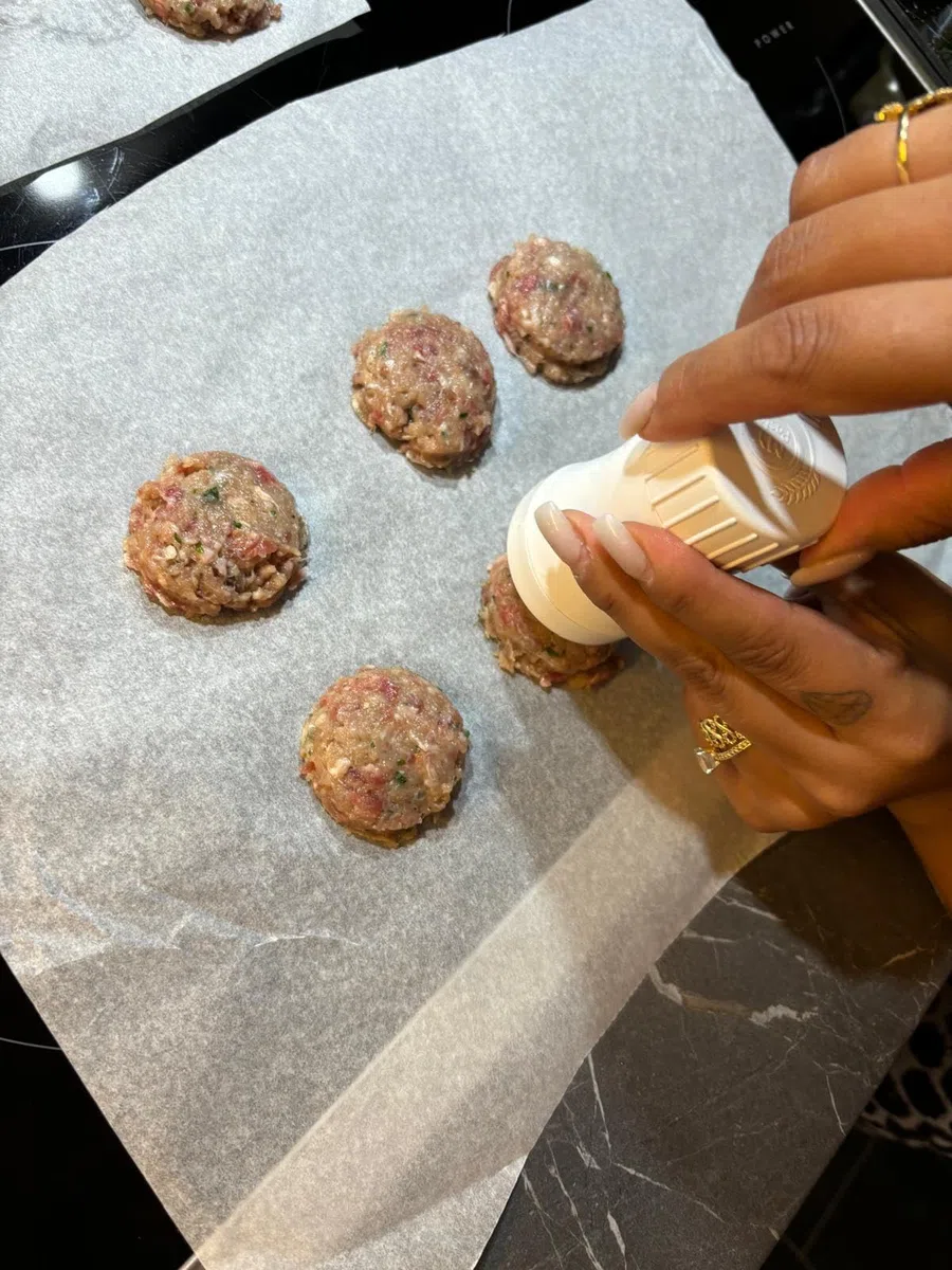 MY Pasta Lebkuchenform Vielseitige Backform für Nürnberger Lebkuchen Cookies Amerikaner Makronen und Köfte perfekt für Hobbybäcker Weihnachten Plätzchen - 5cm 5 cm