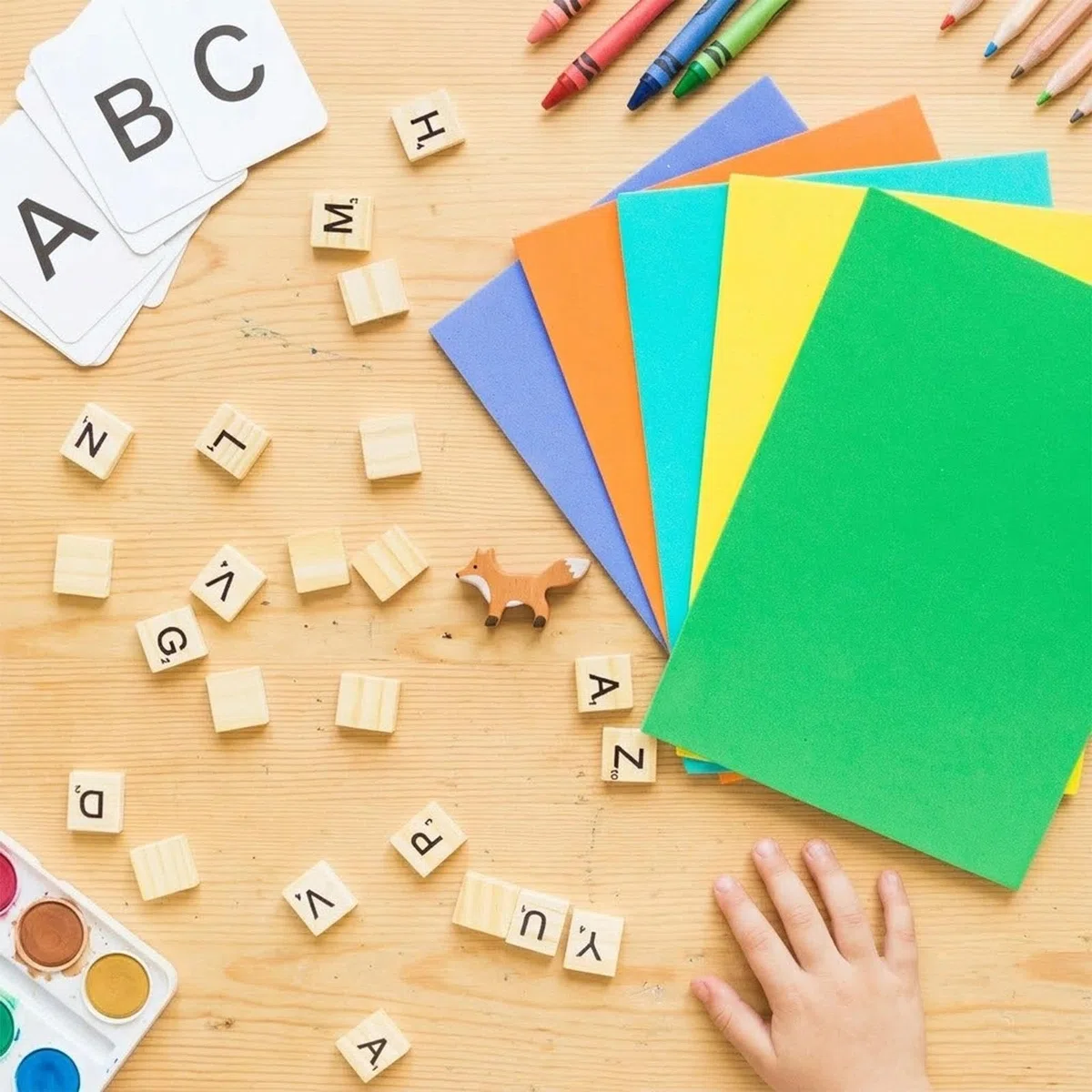 1000 Stück Scrabble Buchstaben Holz, Holzbuchstaben Klein, 20x18x5mm Lernbuchstaben mit Kantenschliff & Aufbewahrungsbeutel, Buchstaben Holz Geeignet für DIY, Spiele und Vorschulerziehung