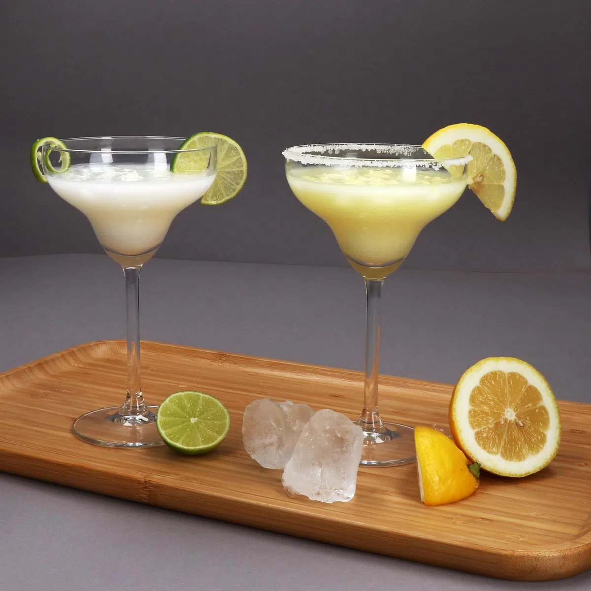 MamboCat 4er Set Margarita Gläser I 150ml, Höhe 18cm I für 4 Personen I klares breites Cocktailglas für Frozen Drinks, Daiquiri & Co. I transparente Gläser für Zuhause, Partys & Co