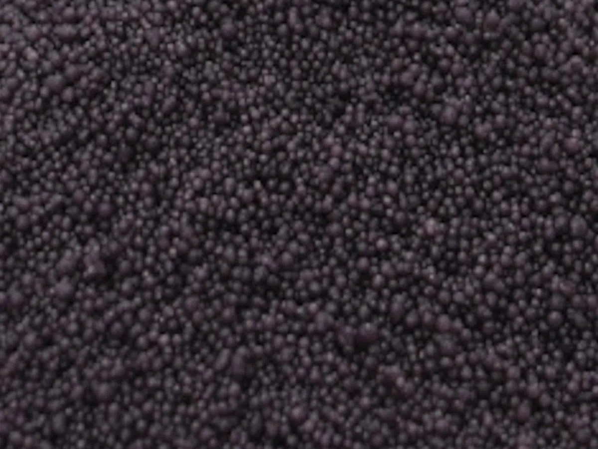 Aromatischer Kerzensand mit Duft 400g inkl. 3 Dochte Aromasand Duftgranulat aus Wachs Raumduft (Black Orchid)