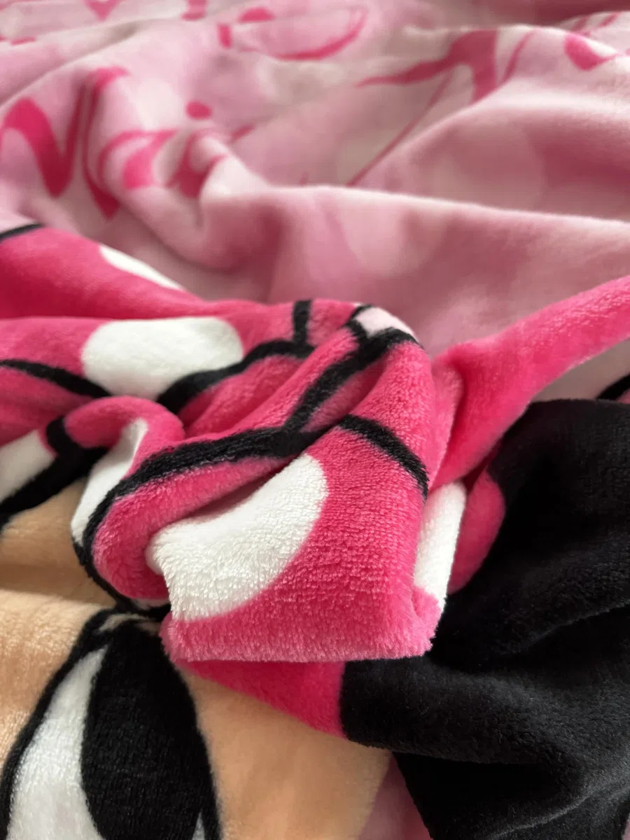 Disney Minnie Mouse Flanell Flauschdecke, Kuscheldecke 130 x 160 cm