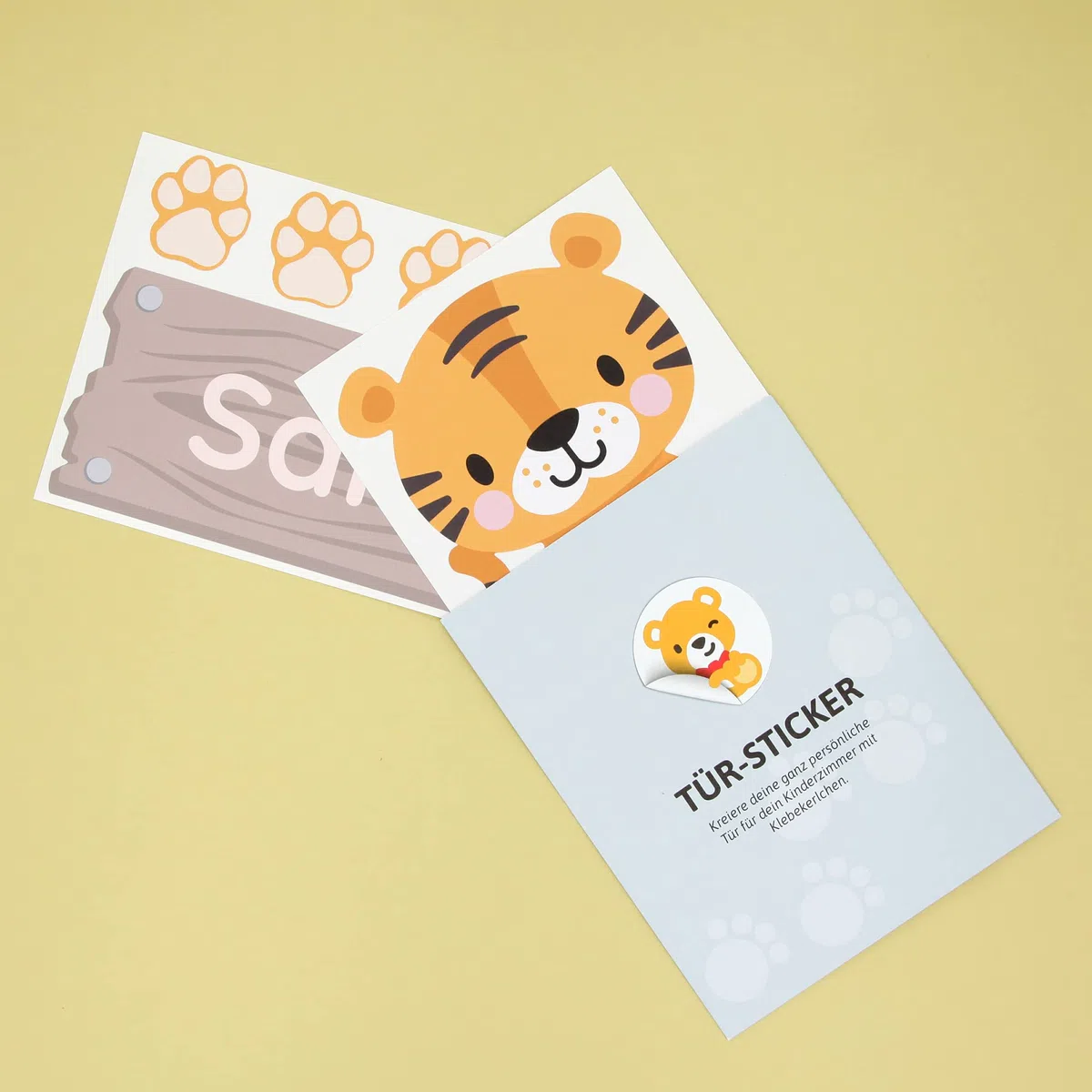Klebekerlchen® Türaufkleber personalisiert mit Namensschild – Türschild Kinderzimmer & Babyzimmer Wandtattoo – selbstklebende Wandsticker - Kinderzimmer Deko Junge & Mädchen – Tiger