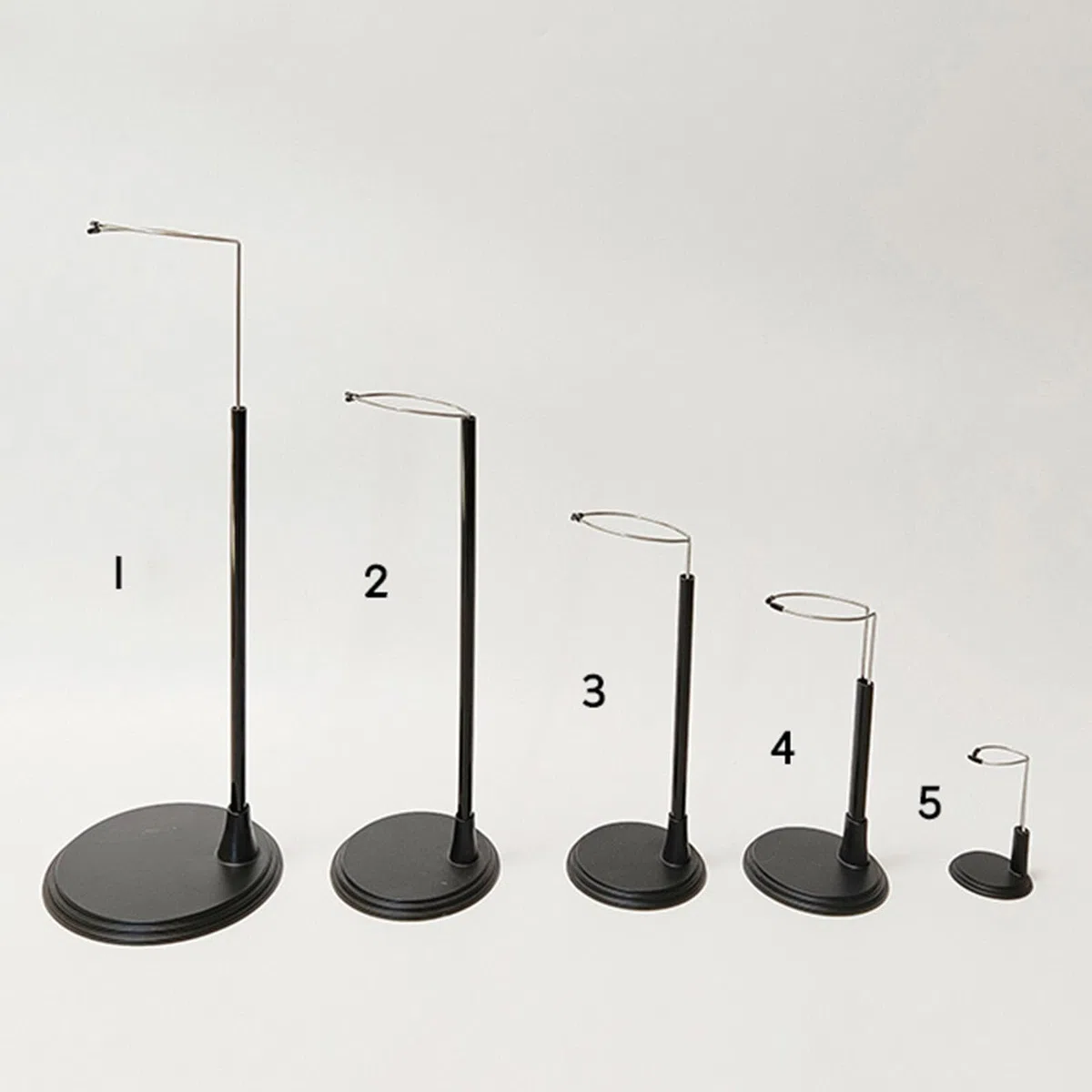 Leichter Puppenständer mit Höhenverstellung für Sammlerfiguren, 30cm bis 40cm Puppe