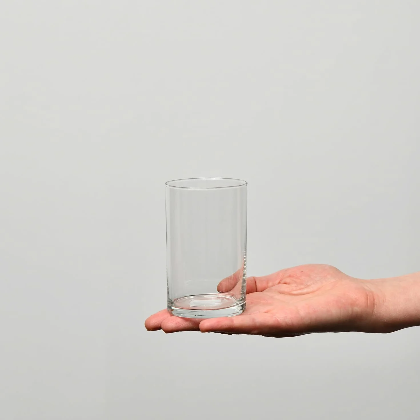 Krosno Teegläser und Wassergläser Basic Kollektion, 6er Set, 270 ml | Bleifreies Kristallglas in vielseitiger Form für Tee, Kaffee, Säfte und Erfrischungsgetränke, spülmaschinenfest