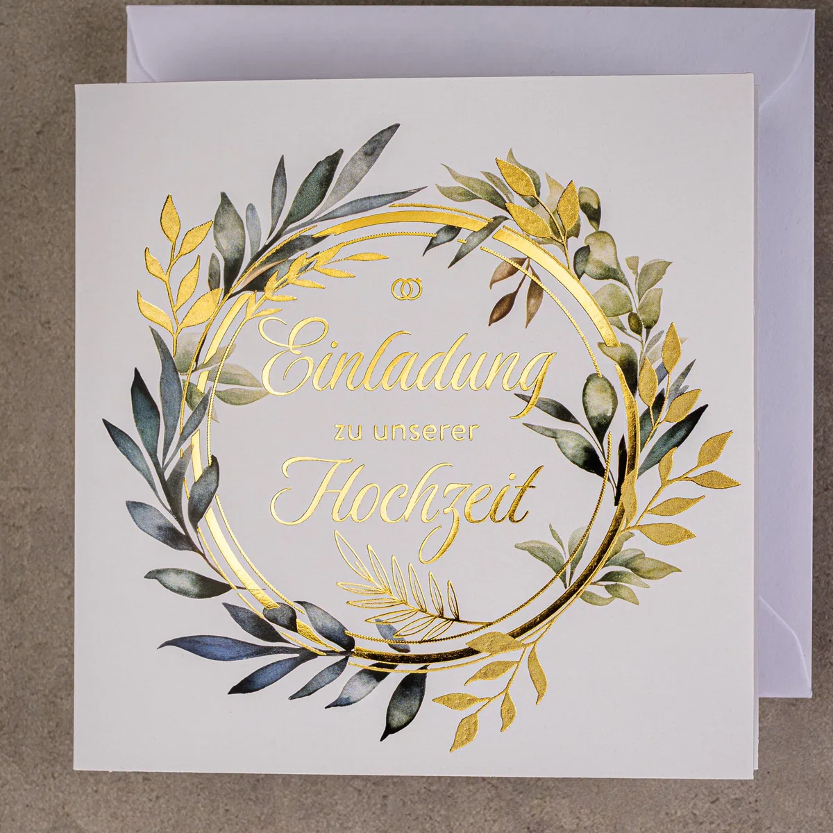 HOCHZEITSEINLADUNGEN SATZ 20 St. 135x135mm MIT BEDRUCKBAREN EINLAGEN UND UMSCHLÄGEN FÜR HOCHZEIT – VERGOLDETES MUSTER