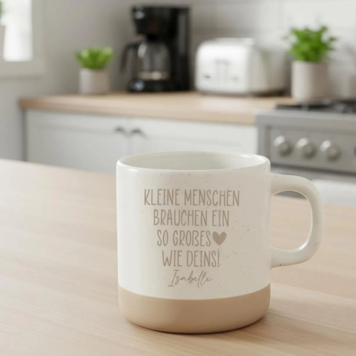 Tasse Erzieherin Geschenk personalisiert mit Name – „Kleine Menschen brauchen ein so großes Herz wie deins“ – Danke Geschenk für Erzieherin, Hebamme, Pädagogin oder Tagesmutter – Keramiktasse 360 ml m