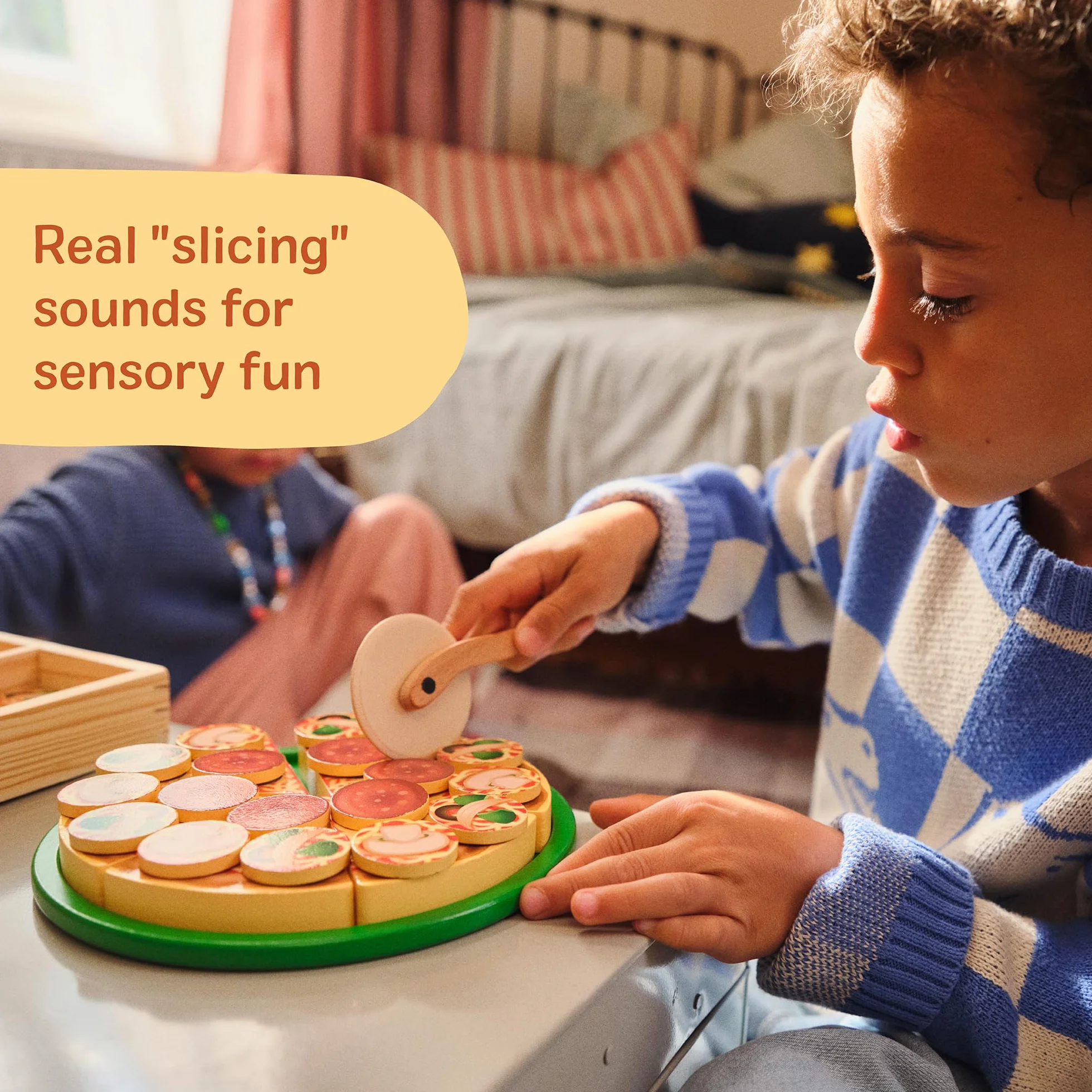 Melissa & Doug - Pizza-Party-Spielset aus Holz, 45-teilig,mit Pizzaschneider, Pizzateller, Holzspatel und Holzbox, Für Kinder ab 3 Jahren