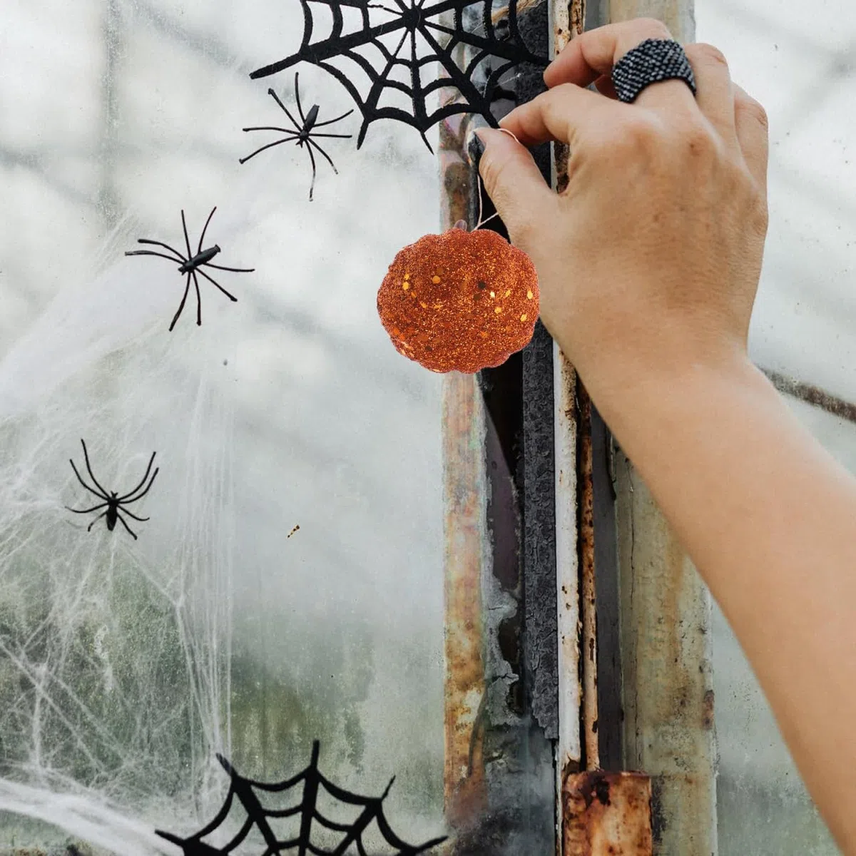 Toddmomy 10 Stück Halloween Kürbis Deko Beige Schaumstoff Mini Kürbisse Für Herbst Ernte Tischdeko Und Party Ornament