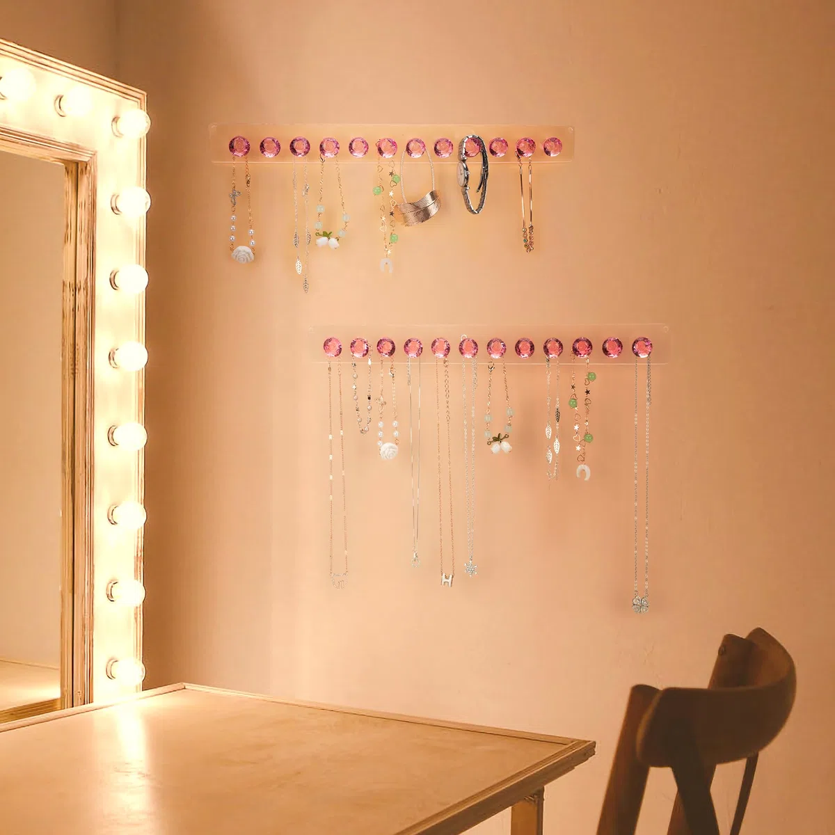 Halsketten-Aufhänger Acryl-Halskettenhalter Wandmontage Schmuck-Organizer mit 12 Diamant Form Haken für Halsketten, Armbänder, Ketten, Ohrringe, 2 Stück (Rosa)