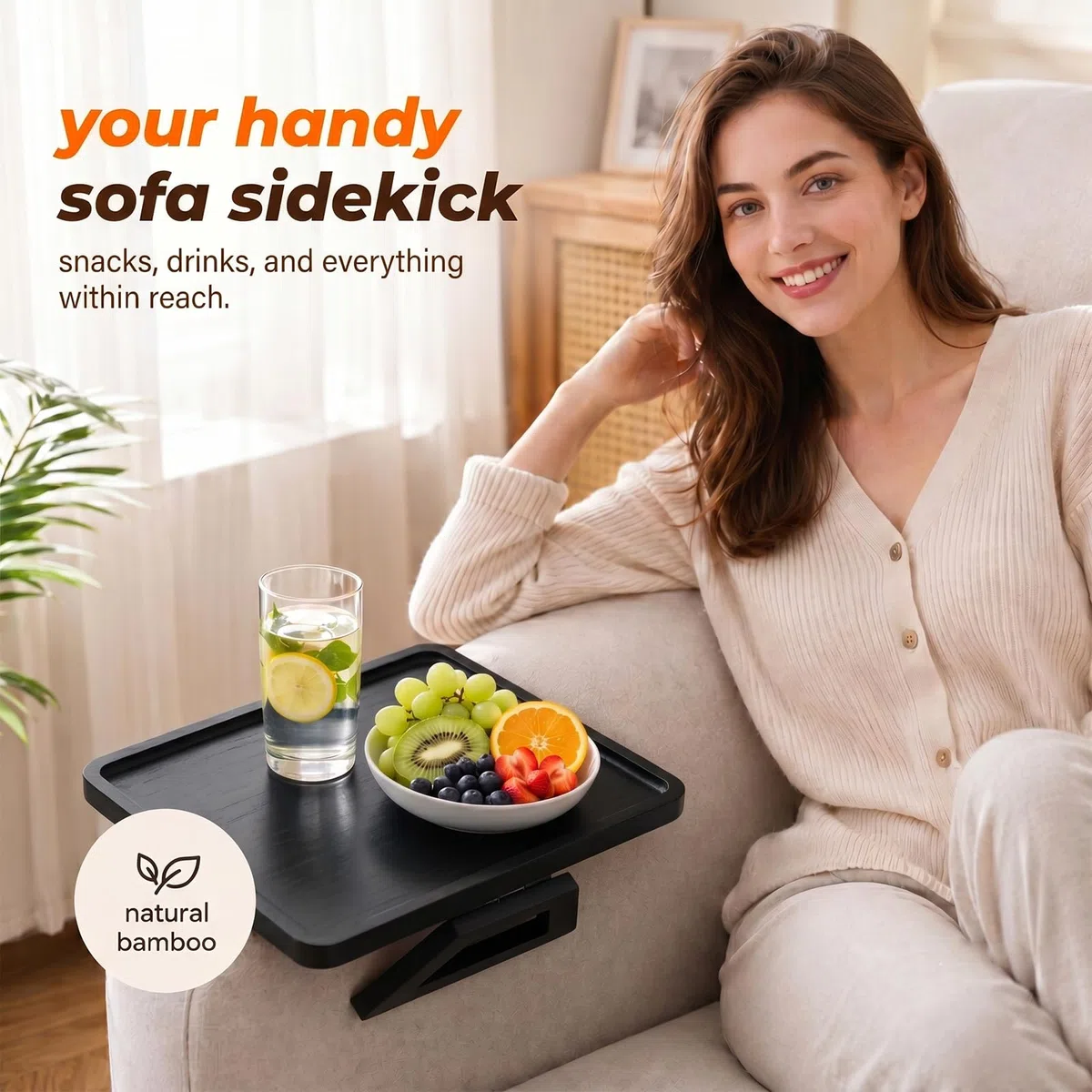 CEWROM Sofatablett Armlehne,Sofatablett - Couch Ablage flexibel für Armlehne, Festclip Couch Tablett Armlehnen Tray für Snacks,Handy,Control,Tassen, 24x34 cm, nachhaltiges Bambus Natur Groß (Schwarz)