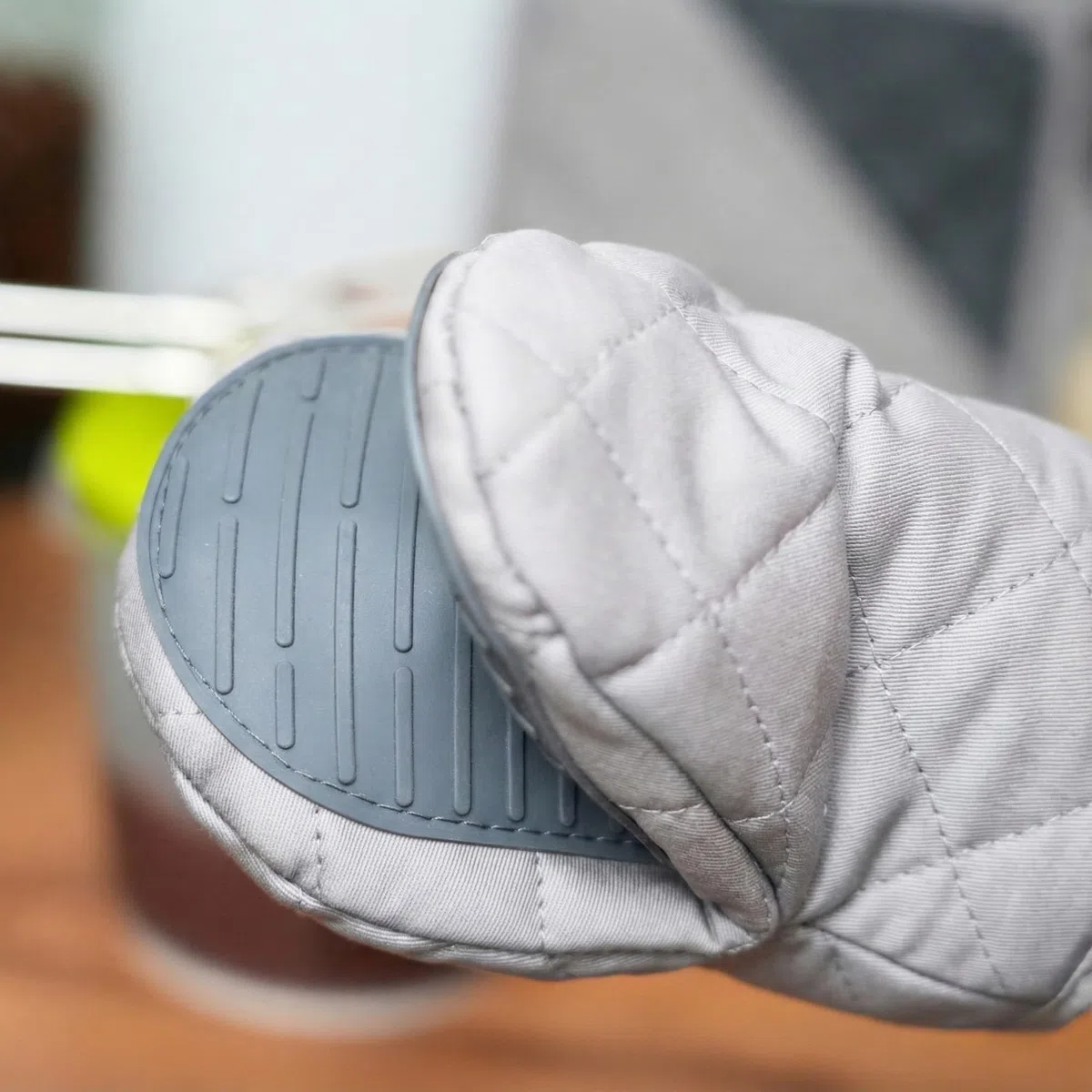 Westmark Ofenhandschuhe Mini – Kleine Ofenhandschuhe für sicheres Arbeiten an Herd und Backofen, Küchenhandschuhe mit Hitzeschutz bis 250°C – 2 Stück
