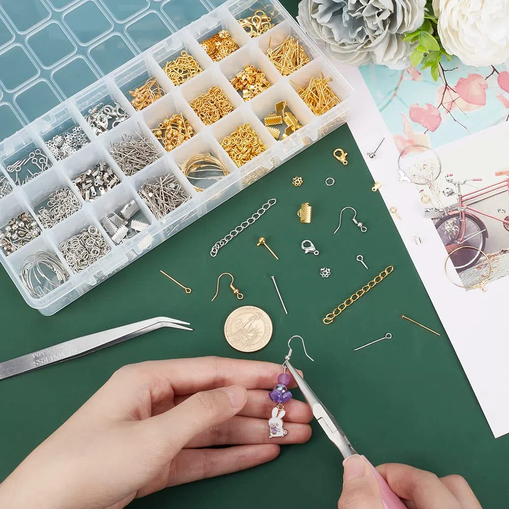 PandaHall 1480-teiliges Ohrringe Selber Machen Set Ohrringherstellungsset mit Ohrringhaken Ohrringzubehör Ohrringrückseiten Ohrringstiften Biegeringen Schmuck Creation Kit für die Schmuckherstellung
