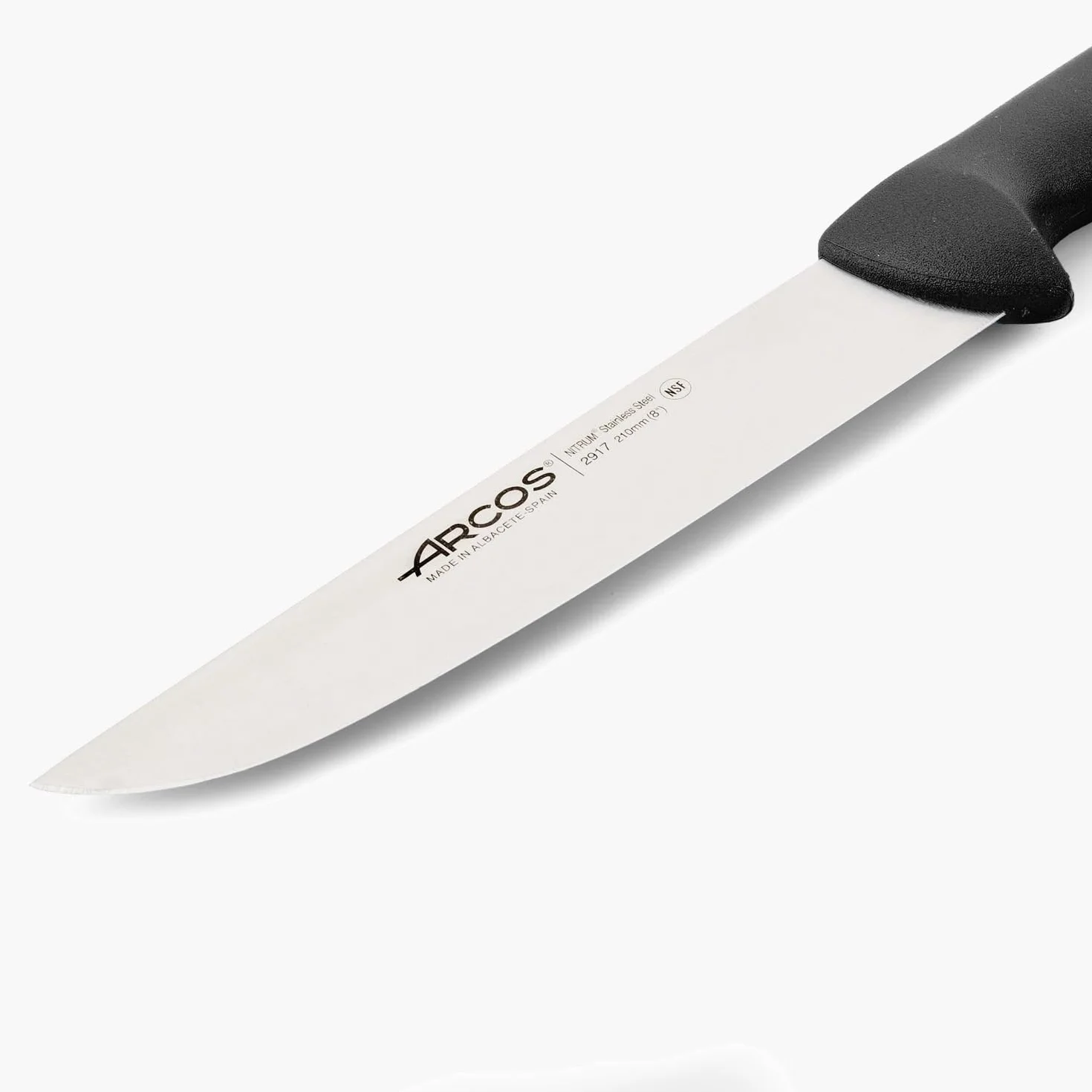 Arcos Fleischermesser aus Nitrum Edelstahl - Professionelles Küchenmesser zum Schneiden von Fleisch, Fisch und Gemüse - Ergonomischer Griff aus Polyoxymethylen, Serie 2900, Farbe Schwarz