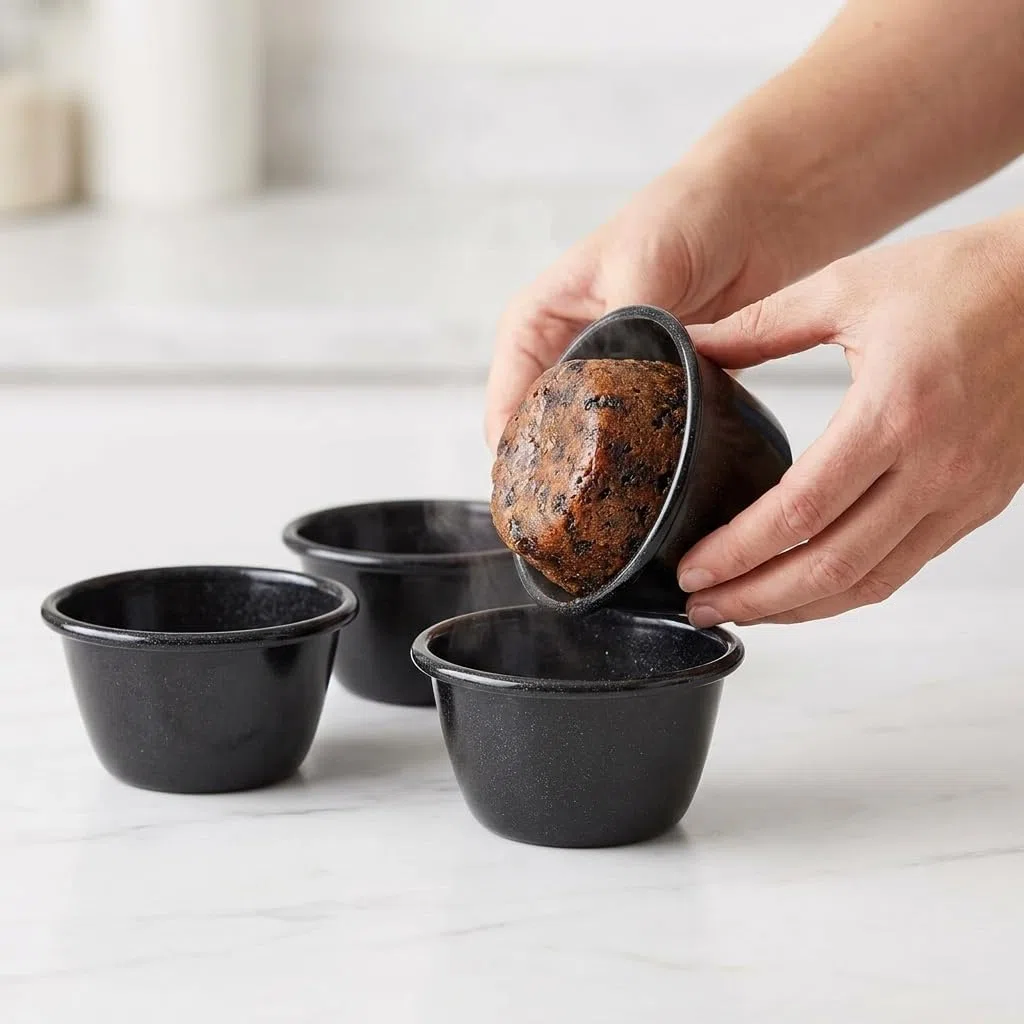 Tala Performance 4er Set Mini Puddingformen 9,2 x 5 cm – Runde Tiefe Backformen für Dampfpudding und Dessertportionen – Carbonstahl mit Gleichmäßiger Wärmeverteilung