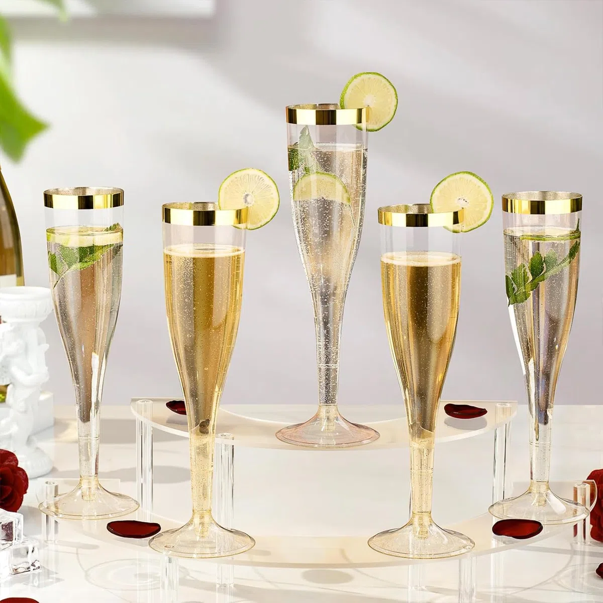 50 Stück Sektgläser Plastik, 150ml Champagner Gläser mit Goldrand und Goldglitter aus Kunststoff, Sektglas Plastik Mehrweg für Mimosa Bar Hochzeit Party Picknick im Freien