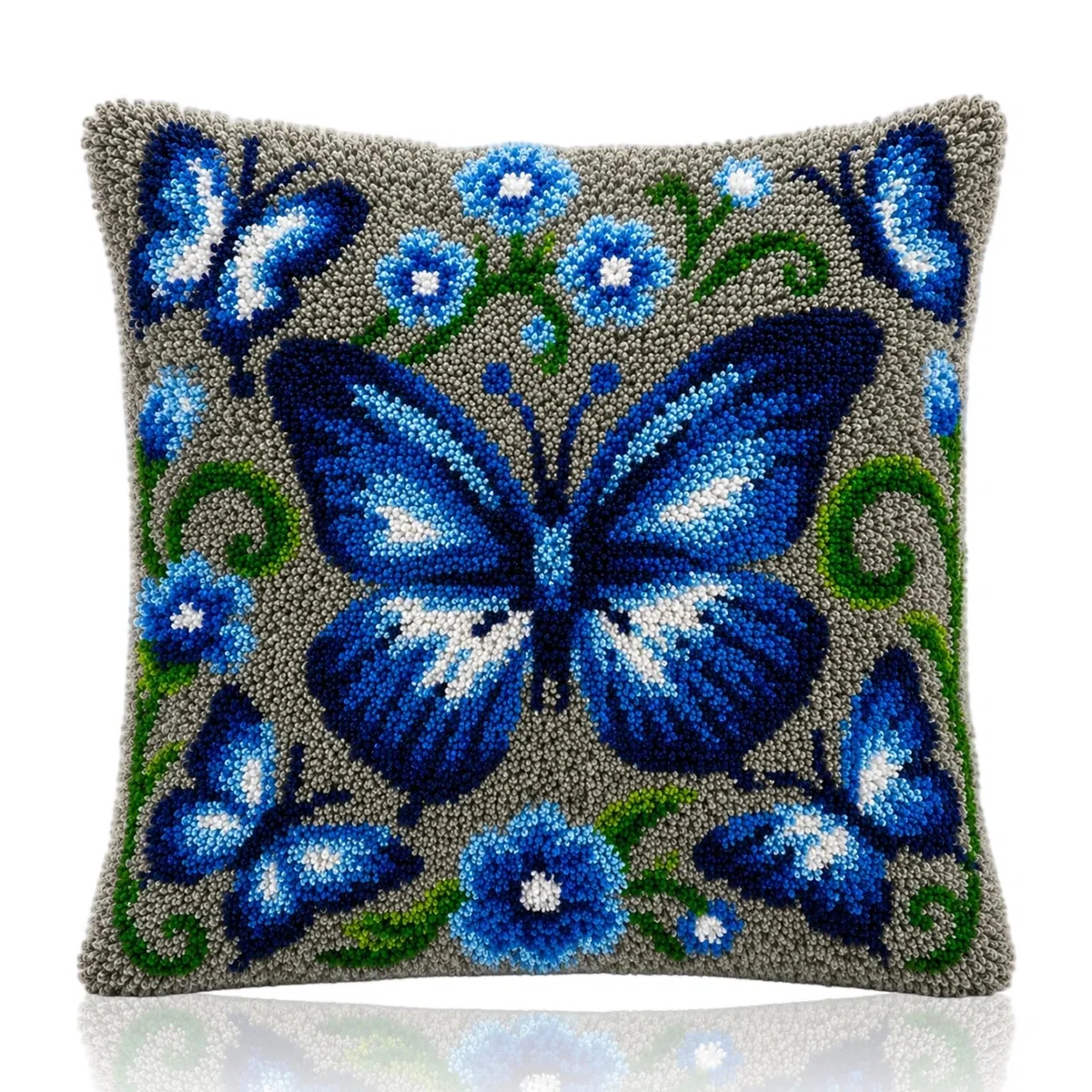 Komergave Knüpfkissen Set 45x45cm, Knüpfkissen mit Schmetterling Motiv, Knüpfteppich zum Selber Knüpfen für Erwachsene, DIY Gehäkelter Kissenbezug für Wohndekoration