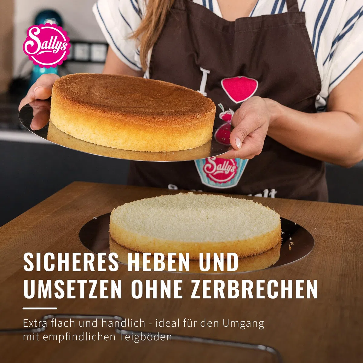 Sallys Tortenbodenheber Rund - 32 cm Durchmesser - Kuchenschaufel Ideal zum Umsetzen & Dekorieren - Platte aus Rostfreiem Edelstahl - Spülmaschinenfest