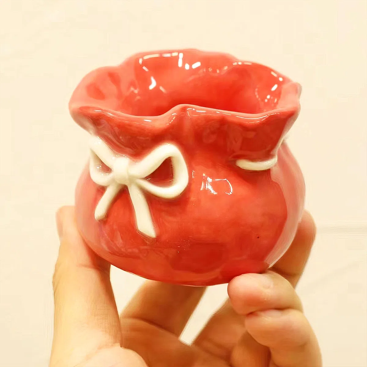 100ml Air Dry Clay Glaze, Air Dry Clay Varnish Can Not Only Used to Prevent Clay Cracking, Scratches, and Wear,It Can Also Having a Glossy Glaze Effect (Gloss)