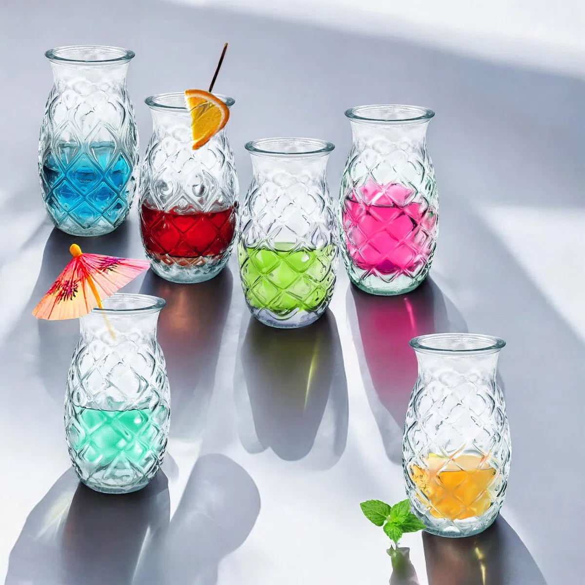 Spetebo Cocktail Glas Ananas Design 400 ml, 6er Set, klar mit Relief | Longdrink Partygläser, Pineapple Tiki Cocktailbecher, Spülmaschinengeeignet, Wiederverwendbar, Für Wasser und Saft