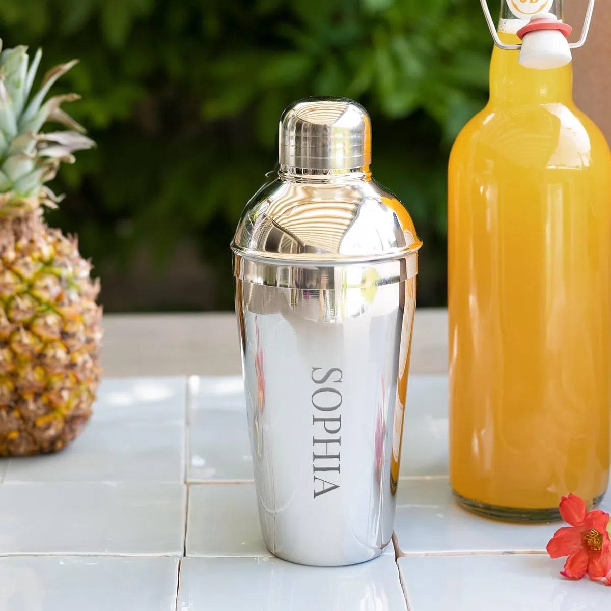 Personalisierter Cocktailshaker aus Edelstahl – Cocktailshaker aus silbernem Edelstahl mit Namen (70CL)