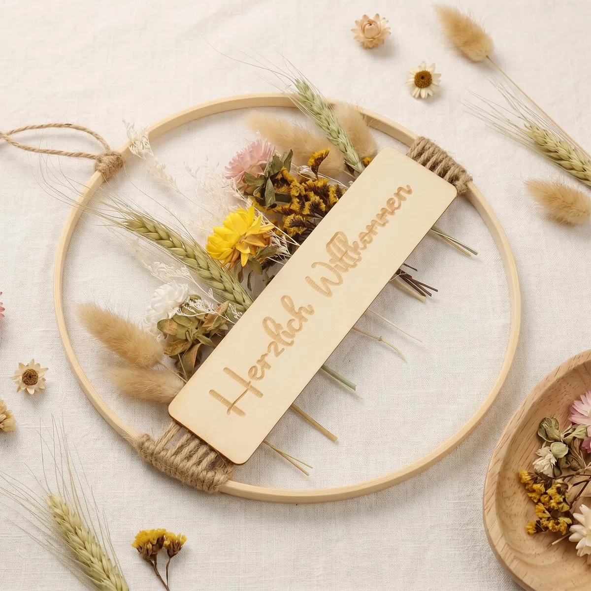 Trockenblumenkranz, 25 * 25cm Willkommen Türkranz Deko, Türkranz Sommer Boho Türdeko Ganzjährig Willkommensschild Haustür Hängedeko Trockenblumen Kranz für Wand Fenster Hochzeit Wohnzimmer Deko
