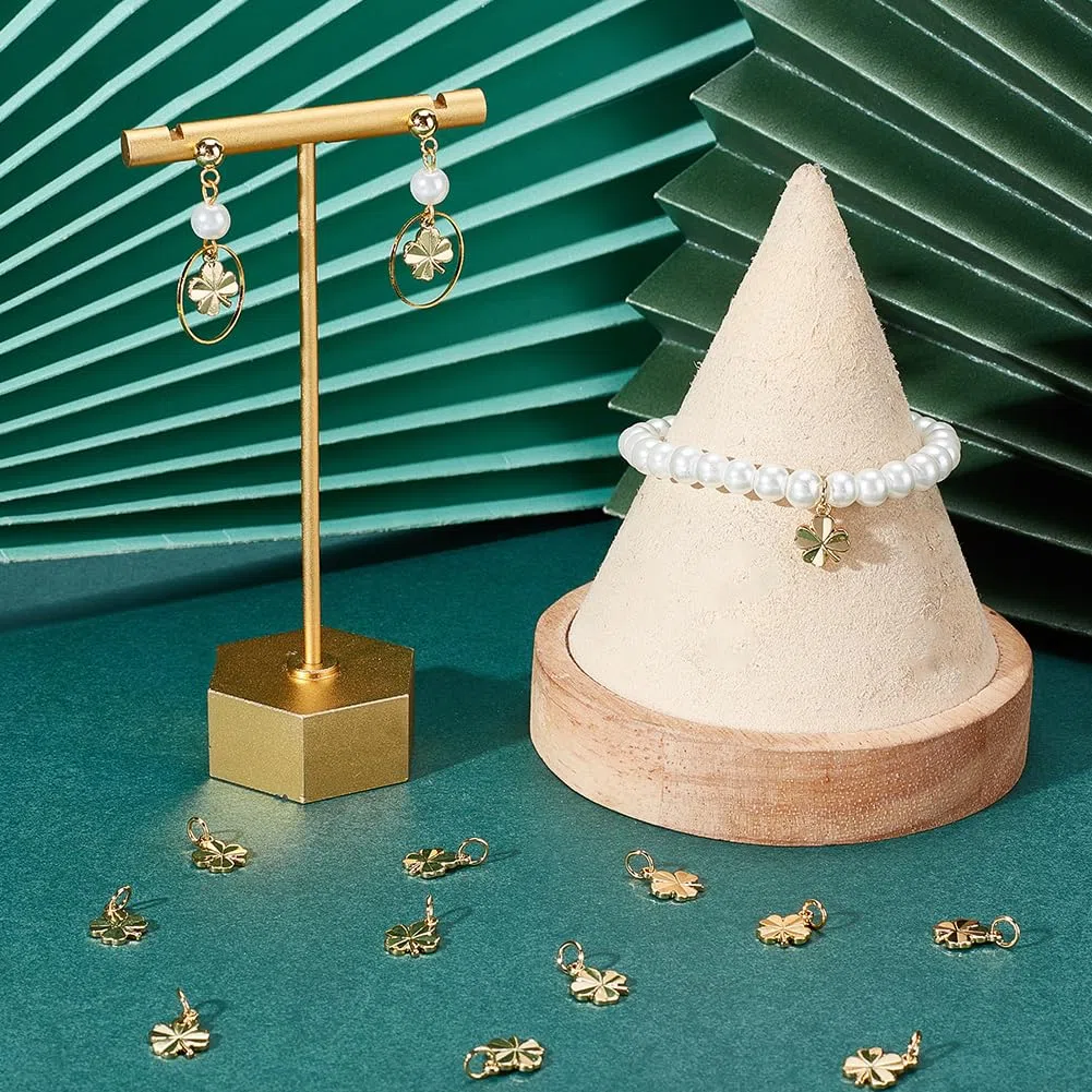 Beebeecraft 1 Box 40 Stück Vierblättriges Kleeblatt Anhänger 18 Karat Vergoldet Glückskleeblatt Charms Aus Gold Mit Springendem Ring Für Armbänder Halsketten DIY